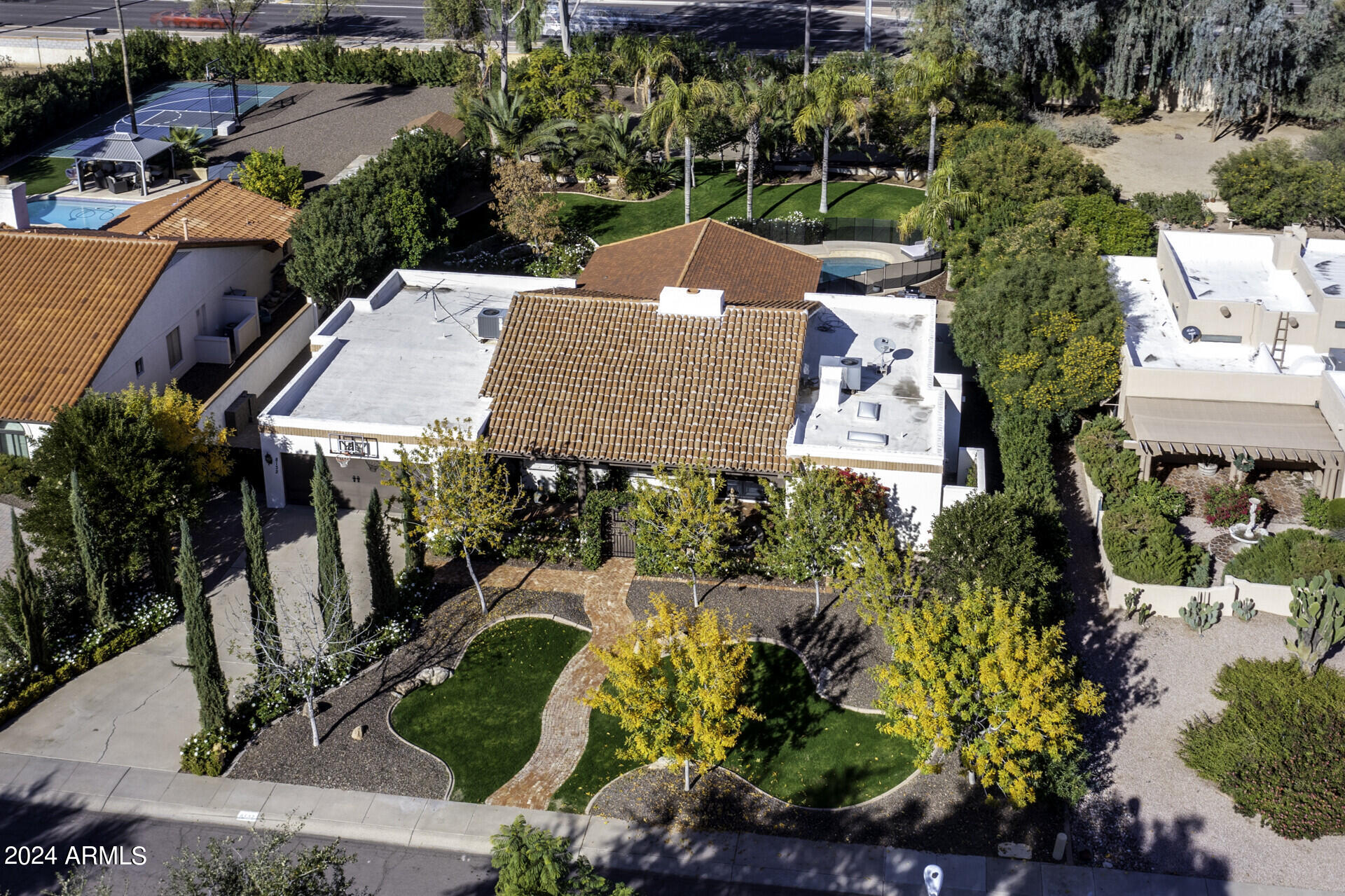 8132 E APPALOOSA Trail