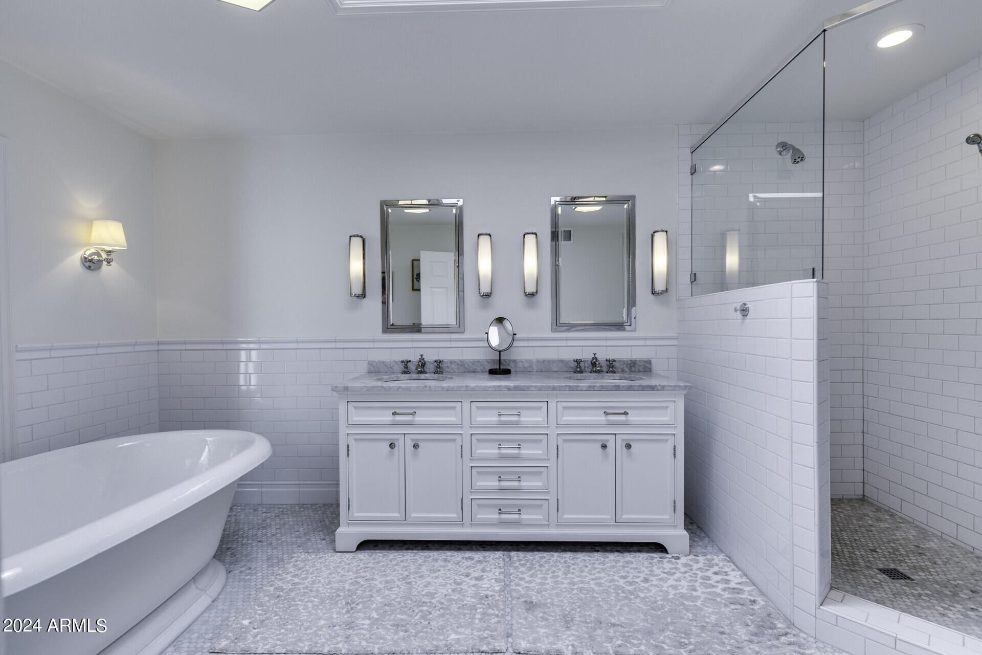8132 E APPALOOSA Trail