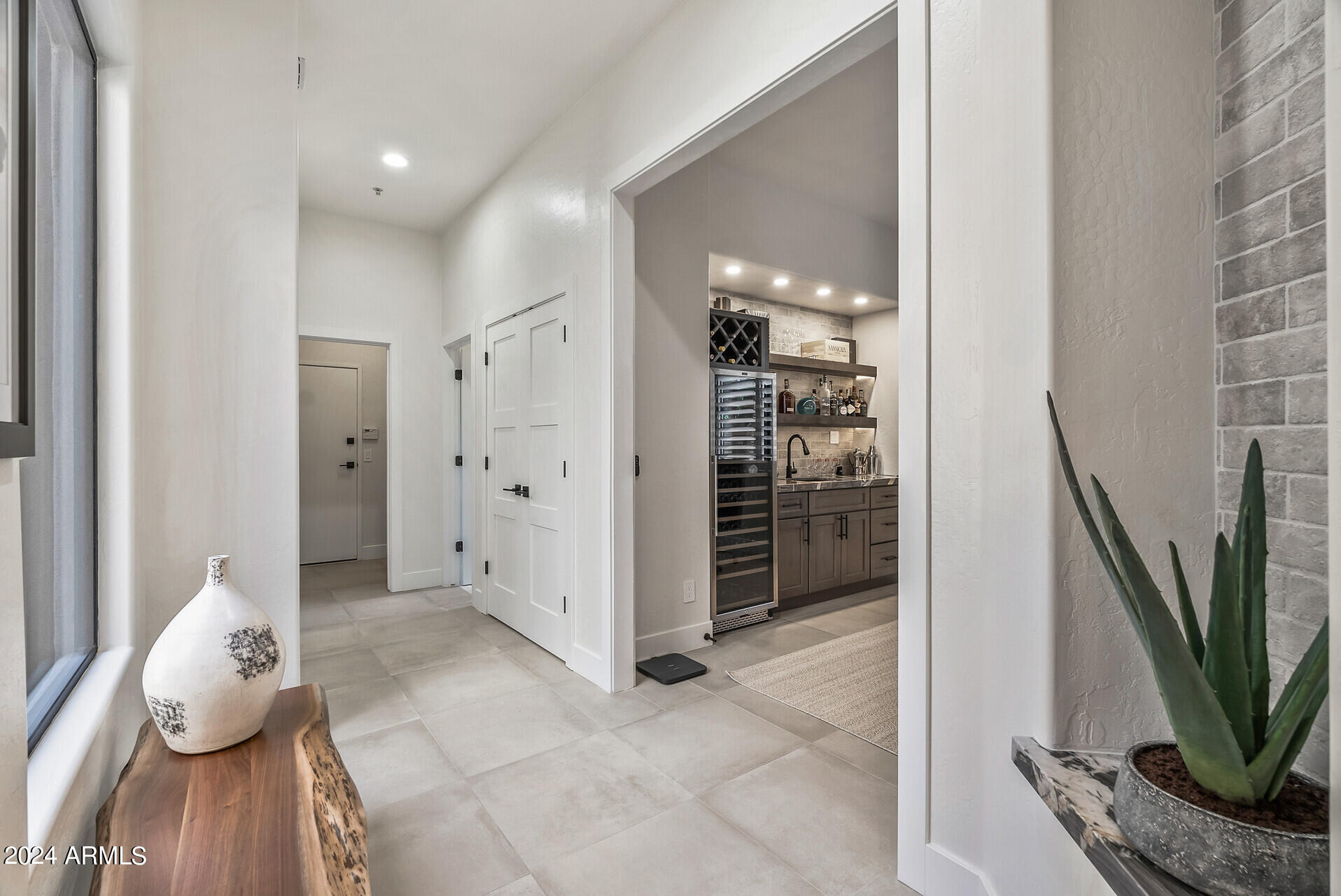 19550 N GRAYHAWK Drive, 1127
