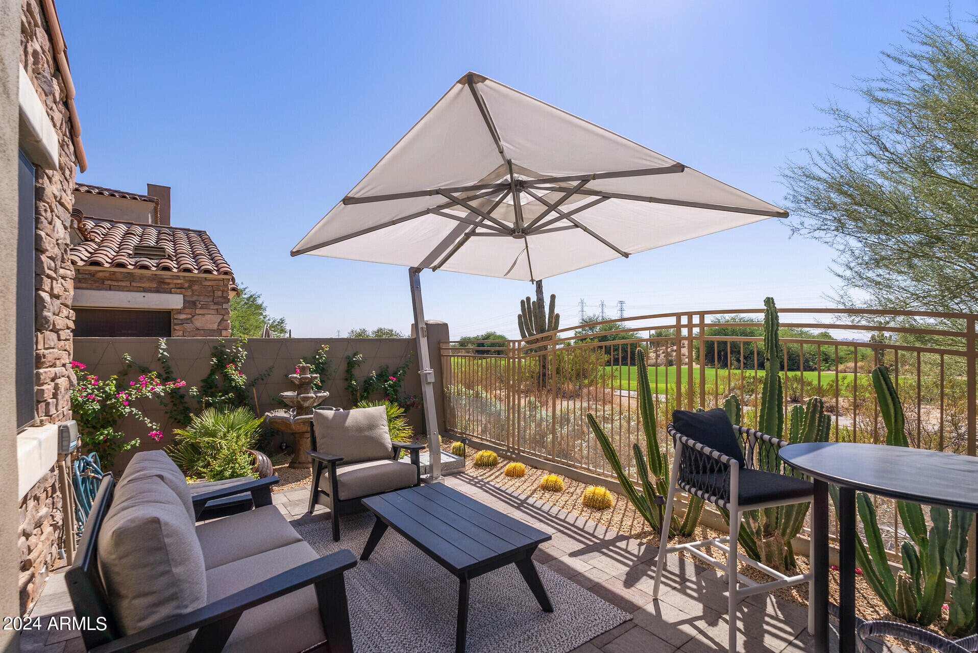 19550 N GRAYHAWK Drive, 1127