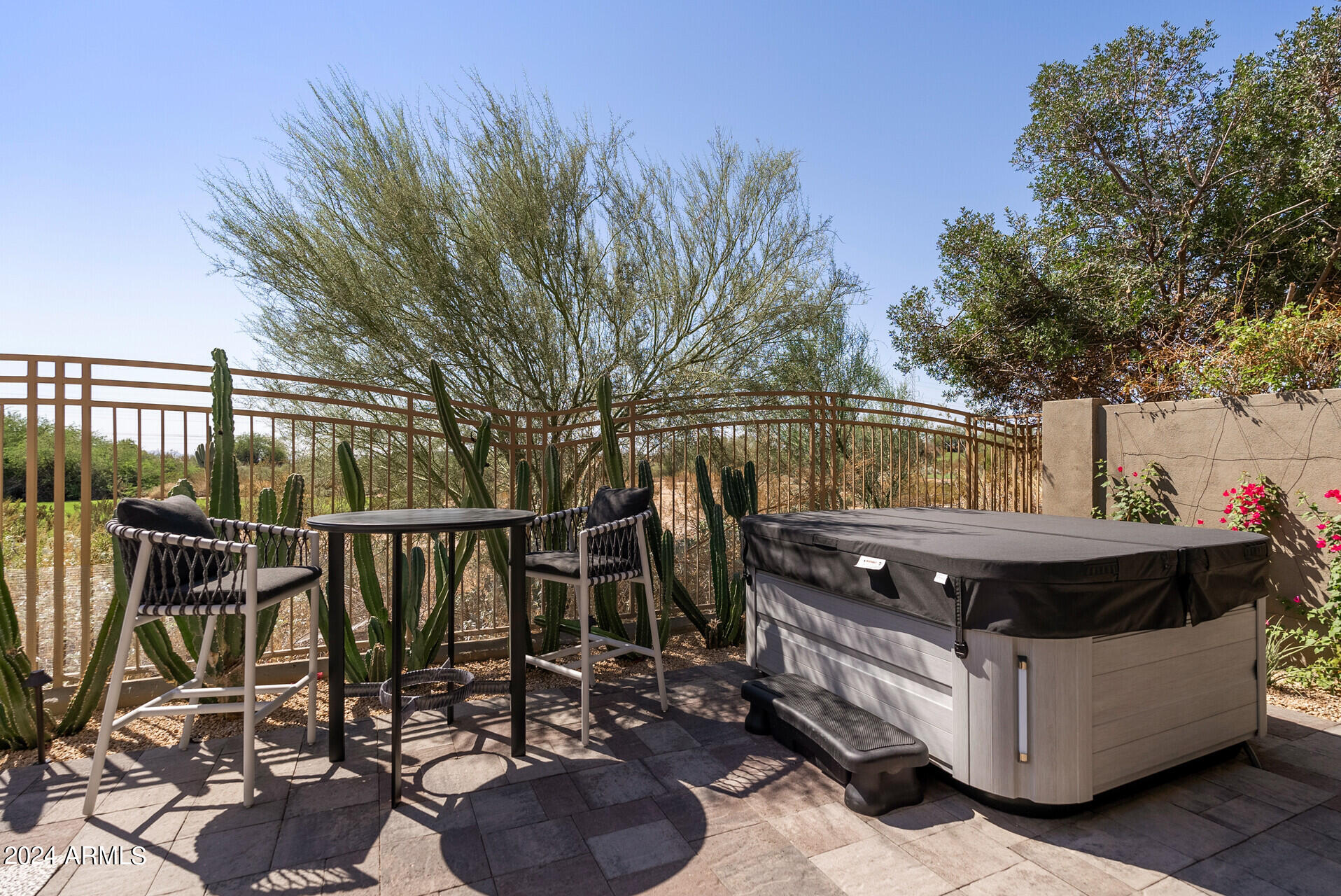 19550 N GRAYHAWK Drive, 1127