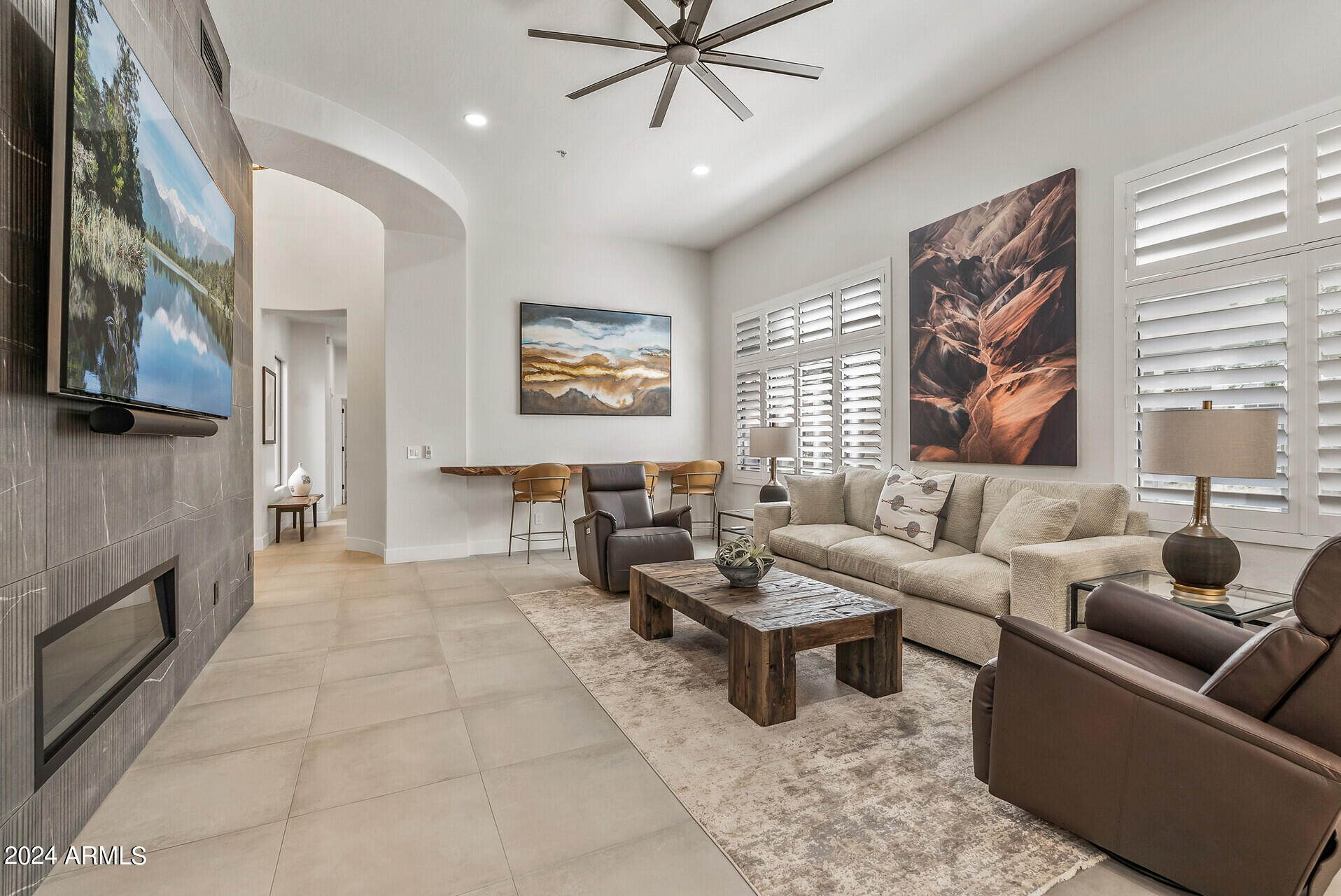 19550 N GRAYHAWK Drive, 1127