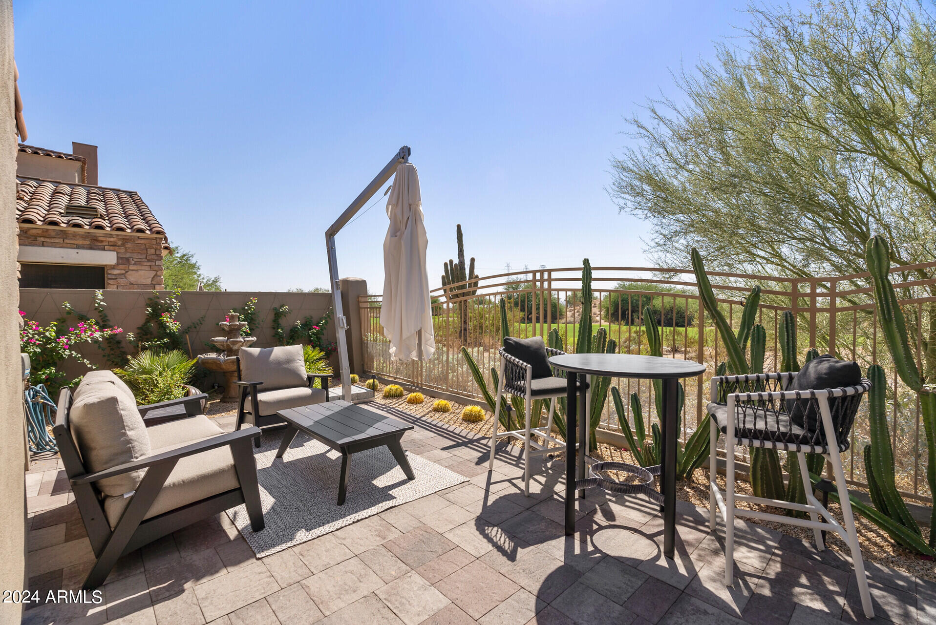 19550 N GRAYHAWK Drive, 1127