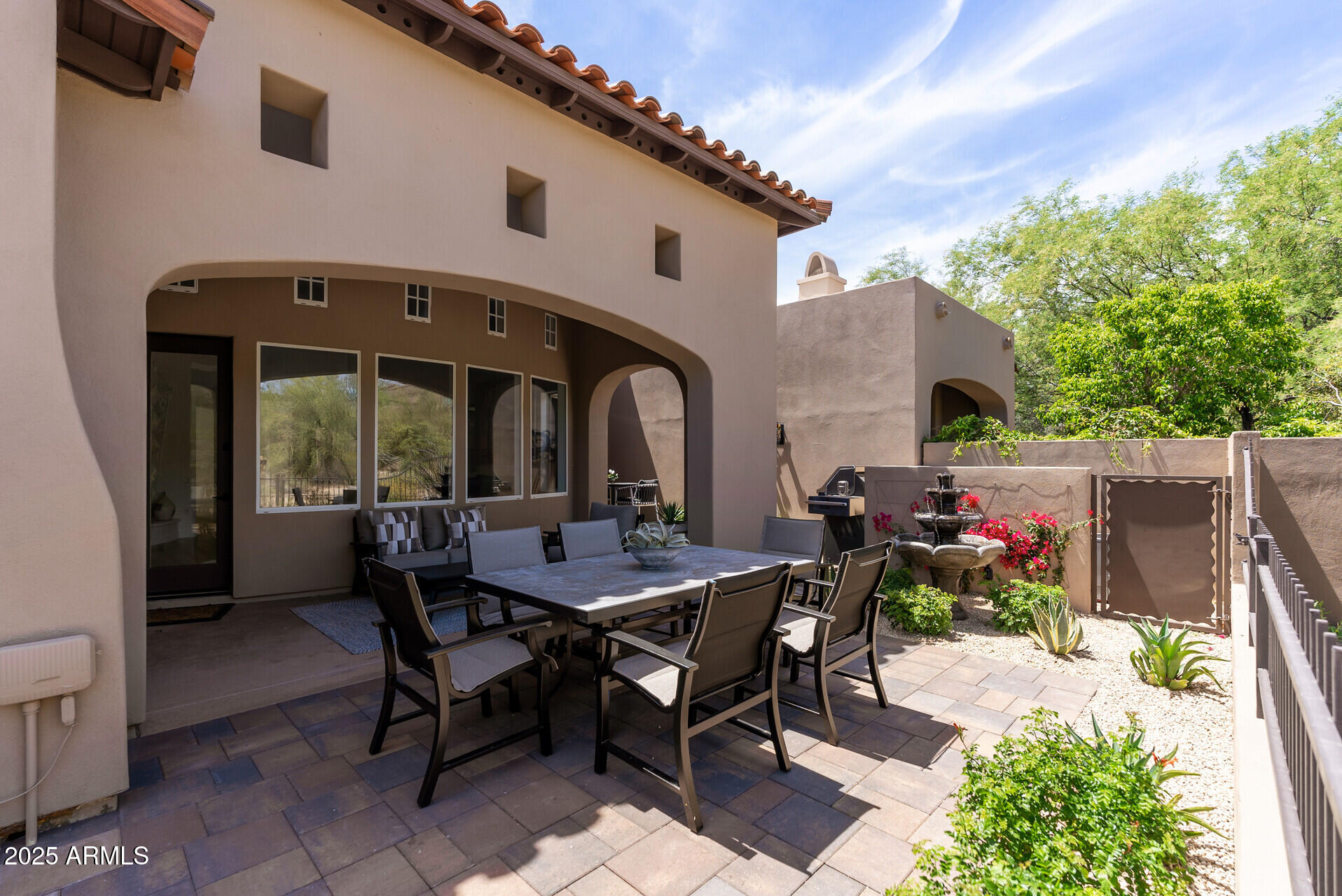 8974 E RUSTY SPUR Place