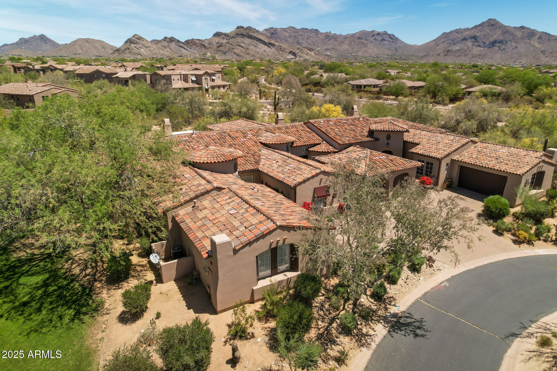 8974 E RUSTY SPUR Place