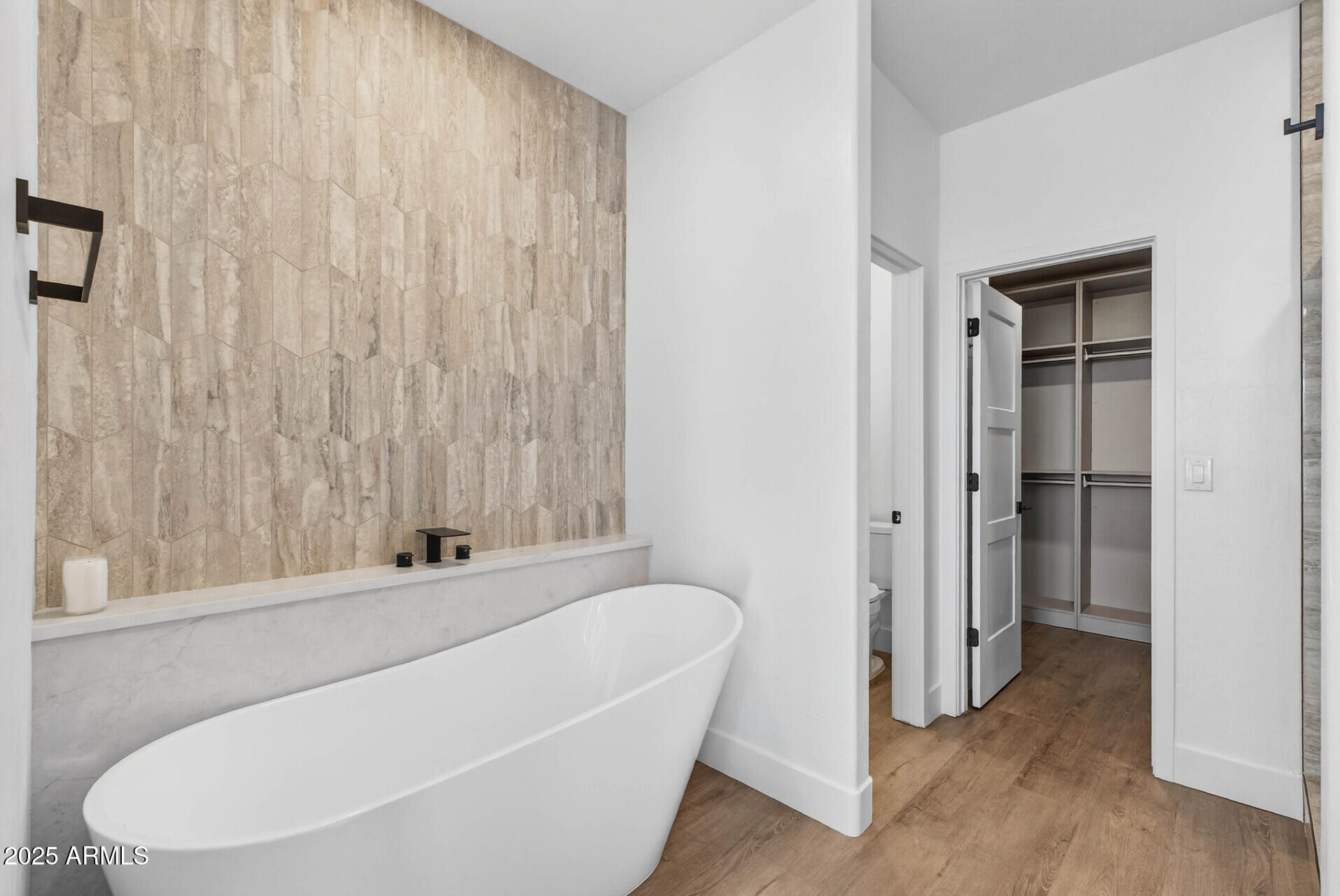 16420 N THOMPSON PEAK Parkway, 1009