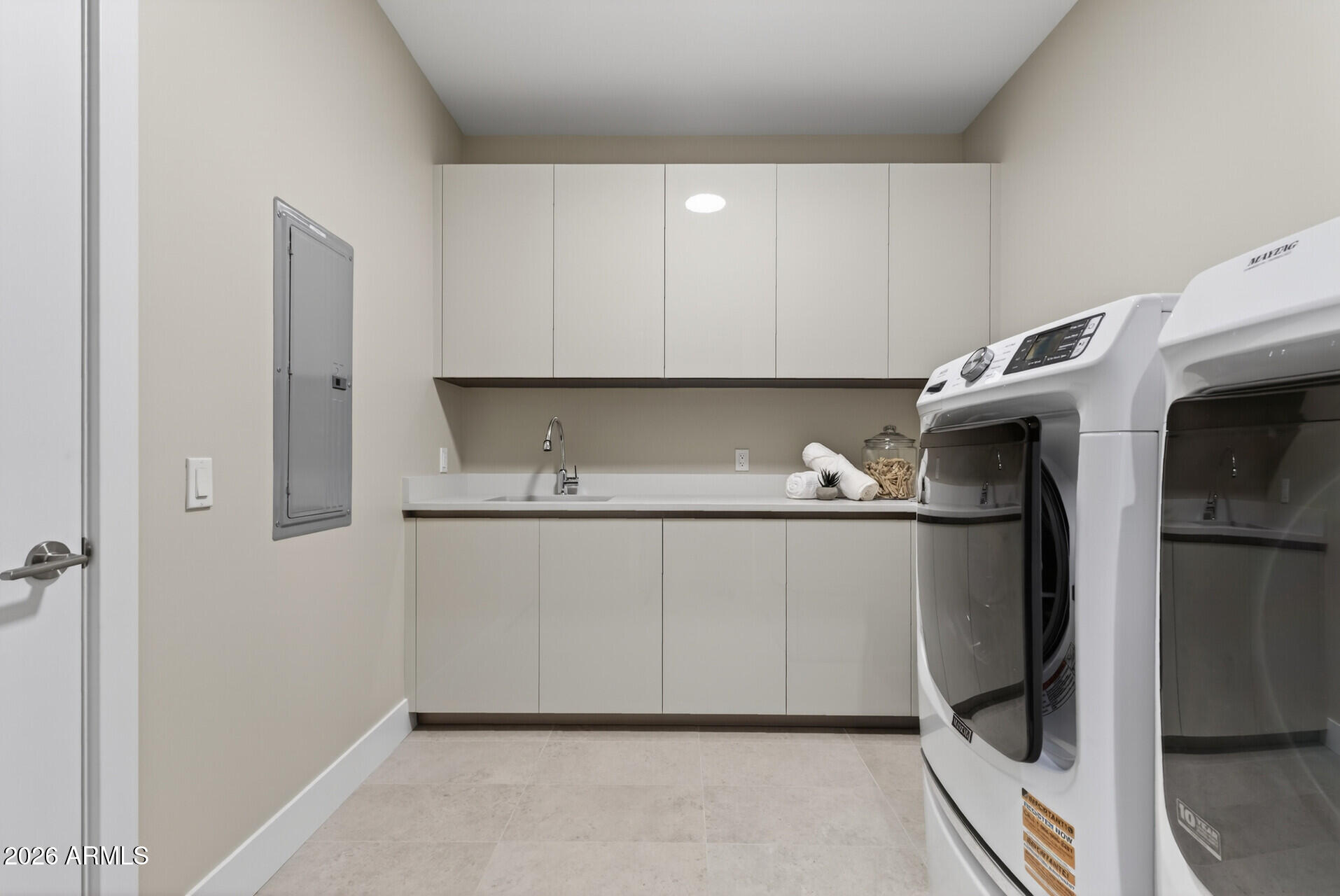 19355 N 73RD Way E2014