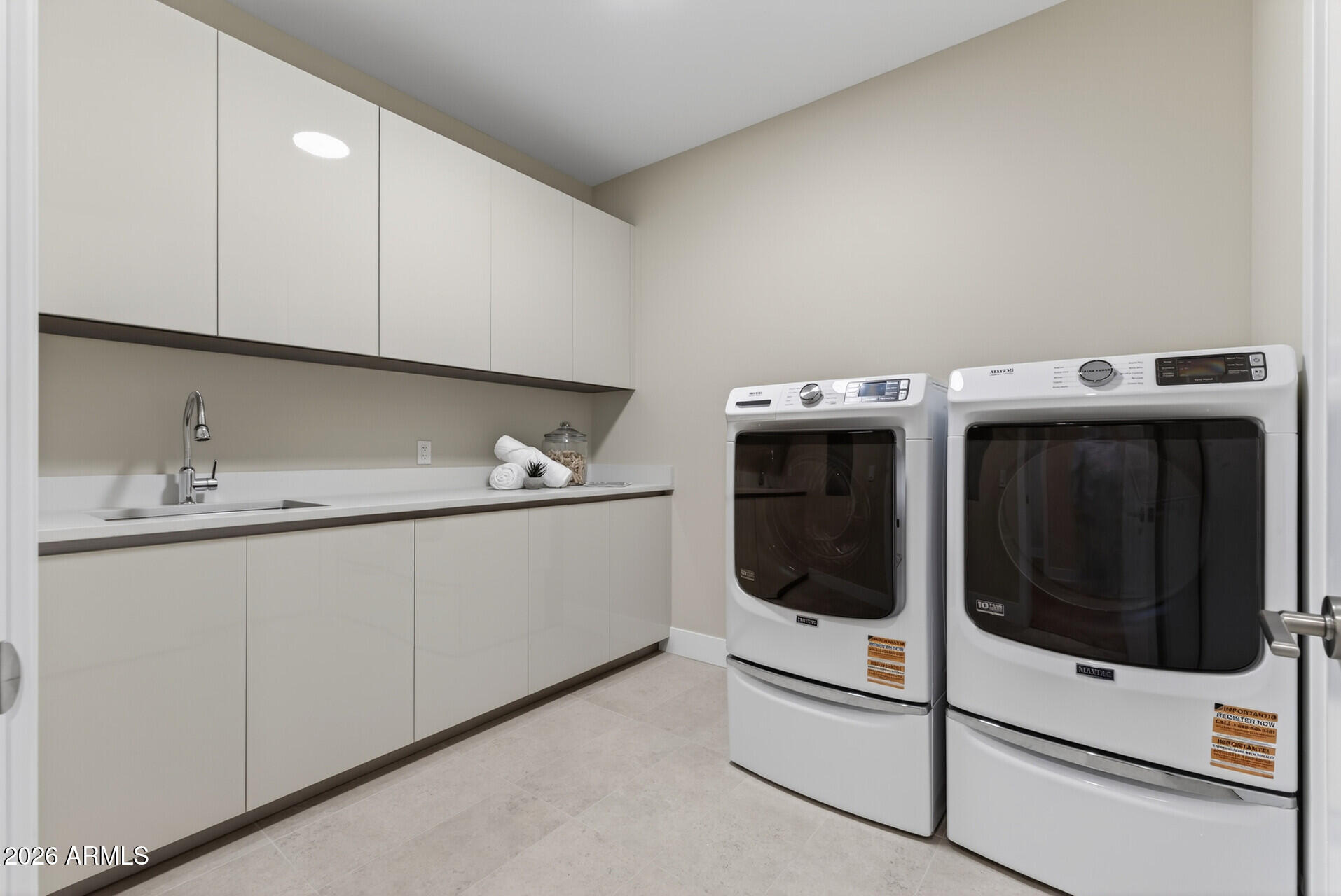 19355 N 73RD Way E2014