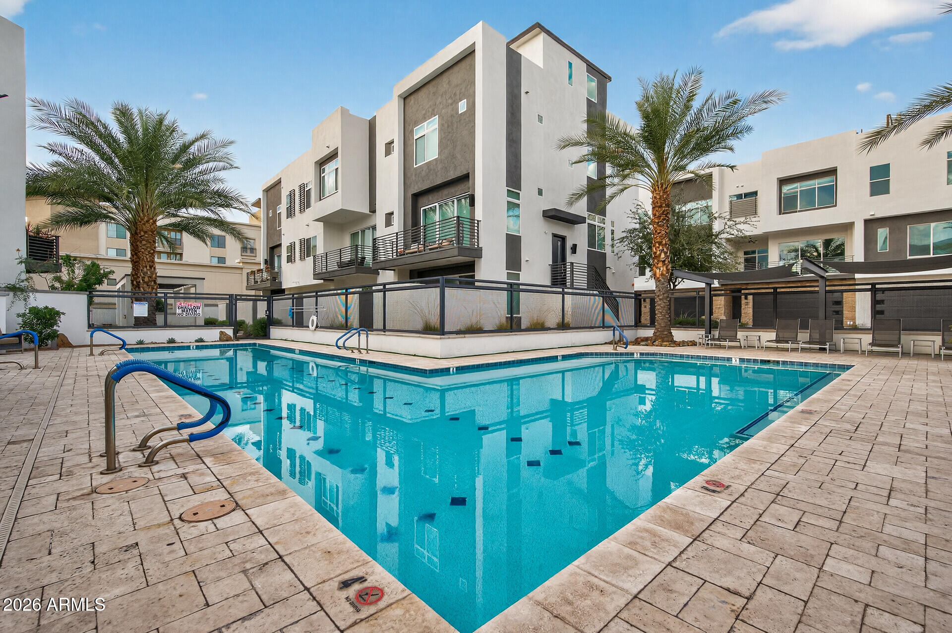 1717 E MORTEN Avenue 38