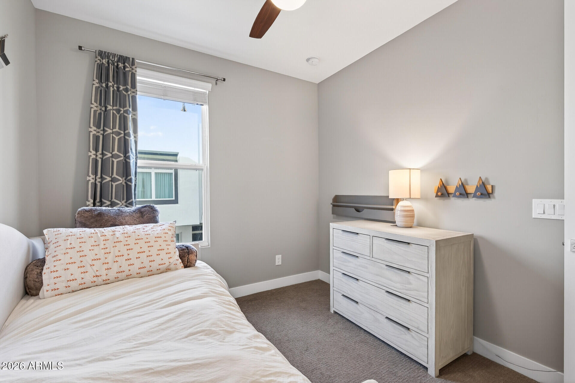 1717 E MORTEN Avenue 38