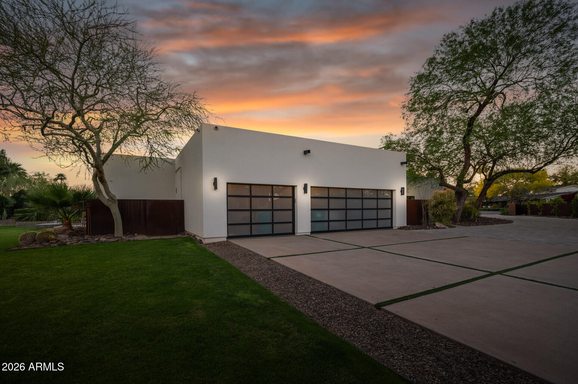 7433 E CHOLLA Lane