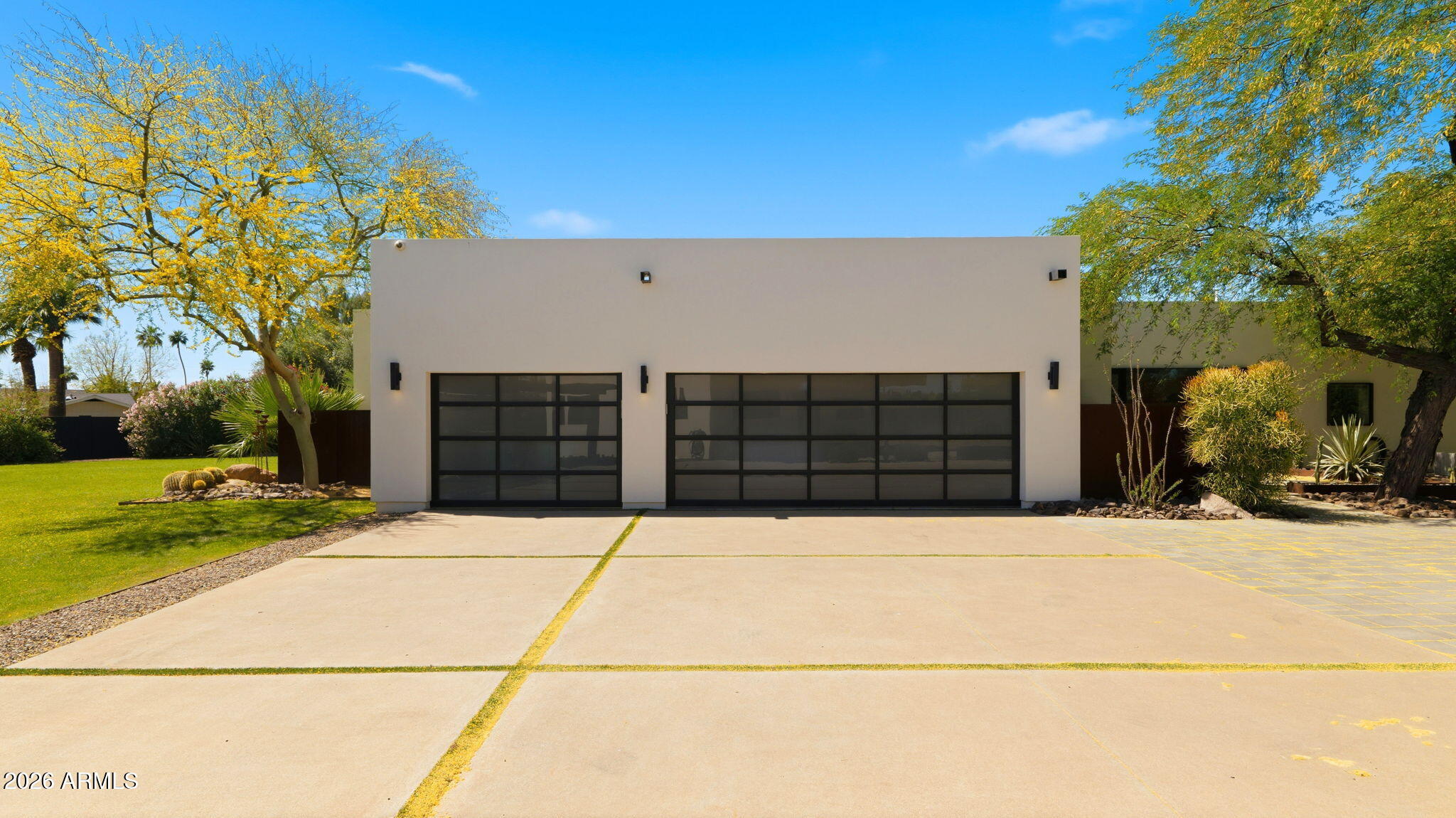7433 E CHOLLA Lane