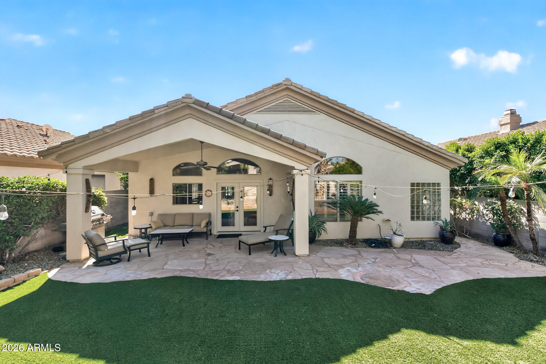 8072 E MARIA Drive