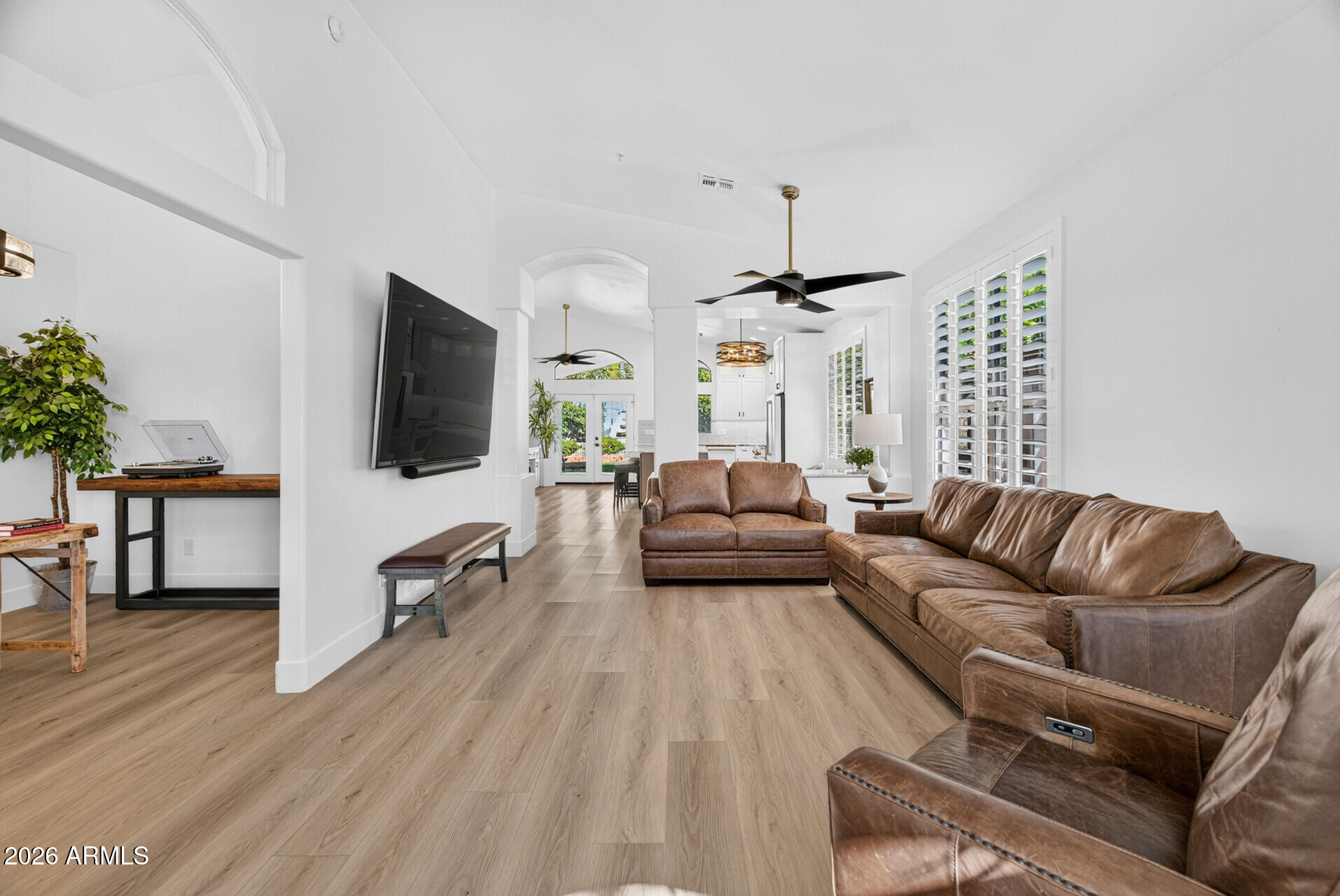 8072 E MARIA Drive