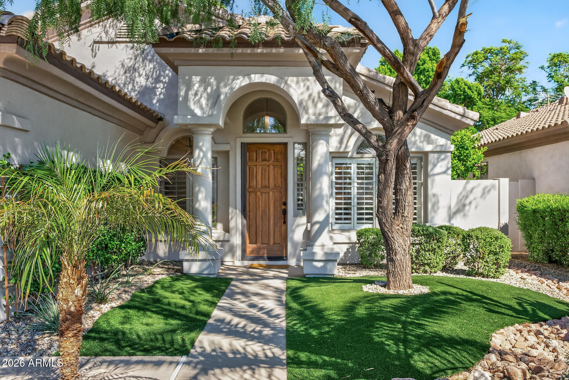 8072 E MARIA Drive