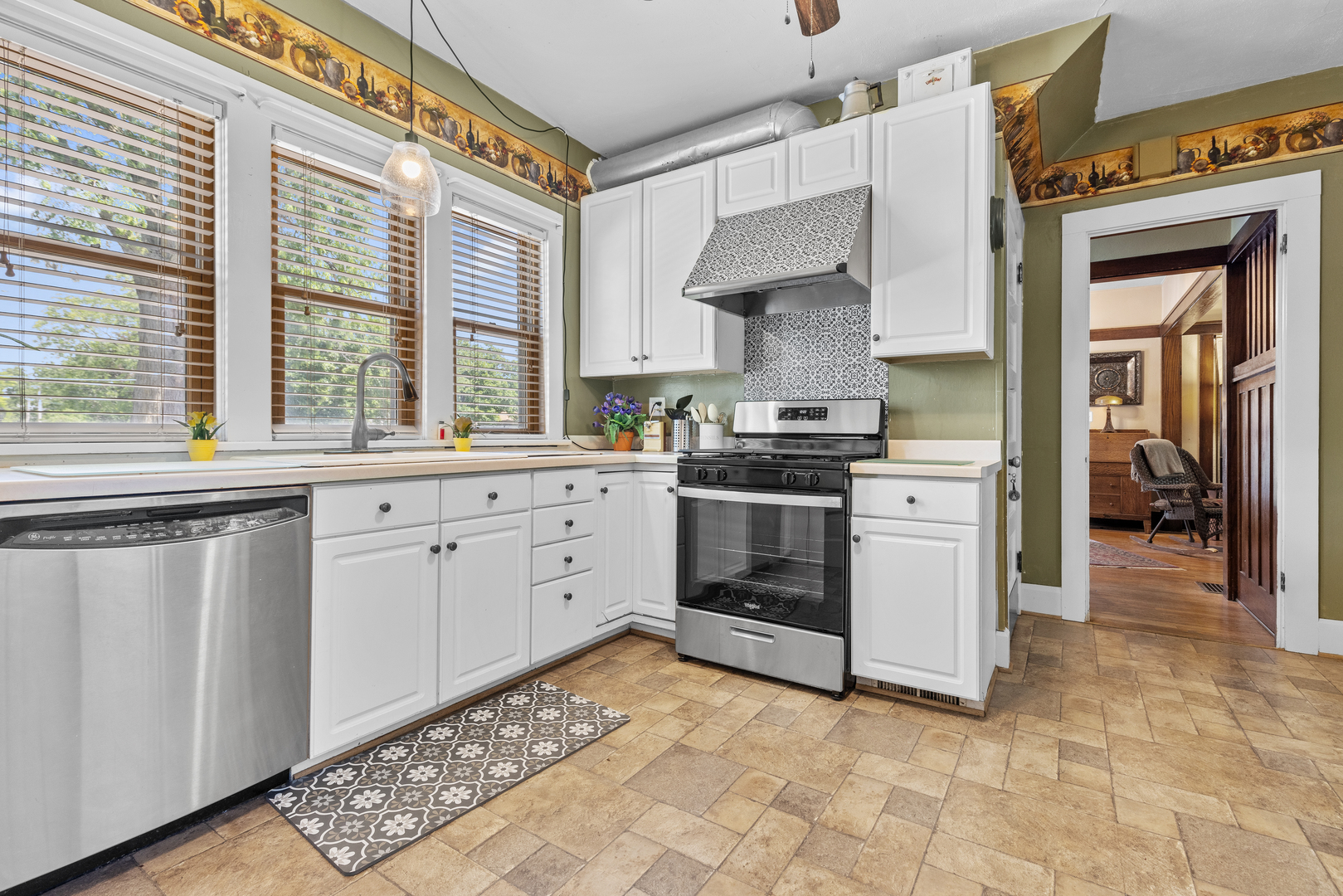 142 N Prospect Street