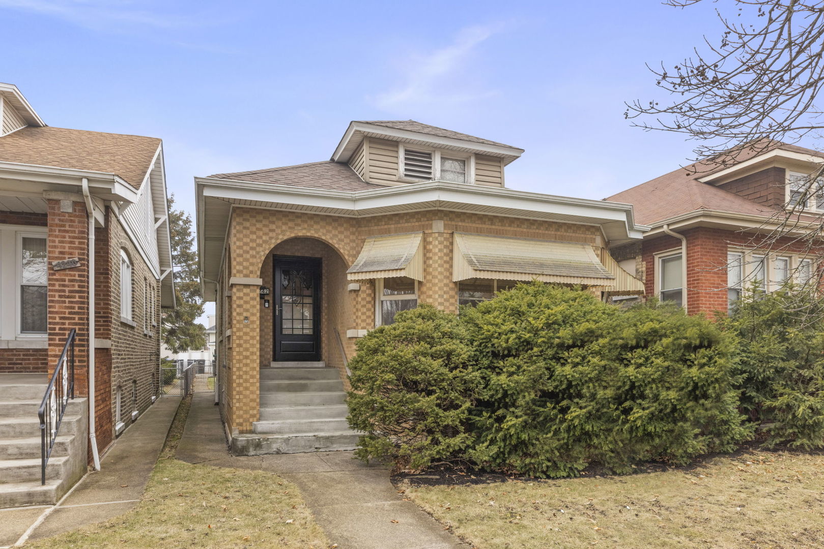 4242 N Marmora Avenue