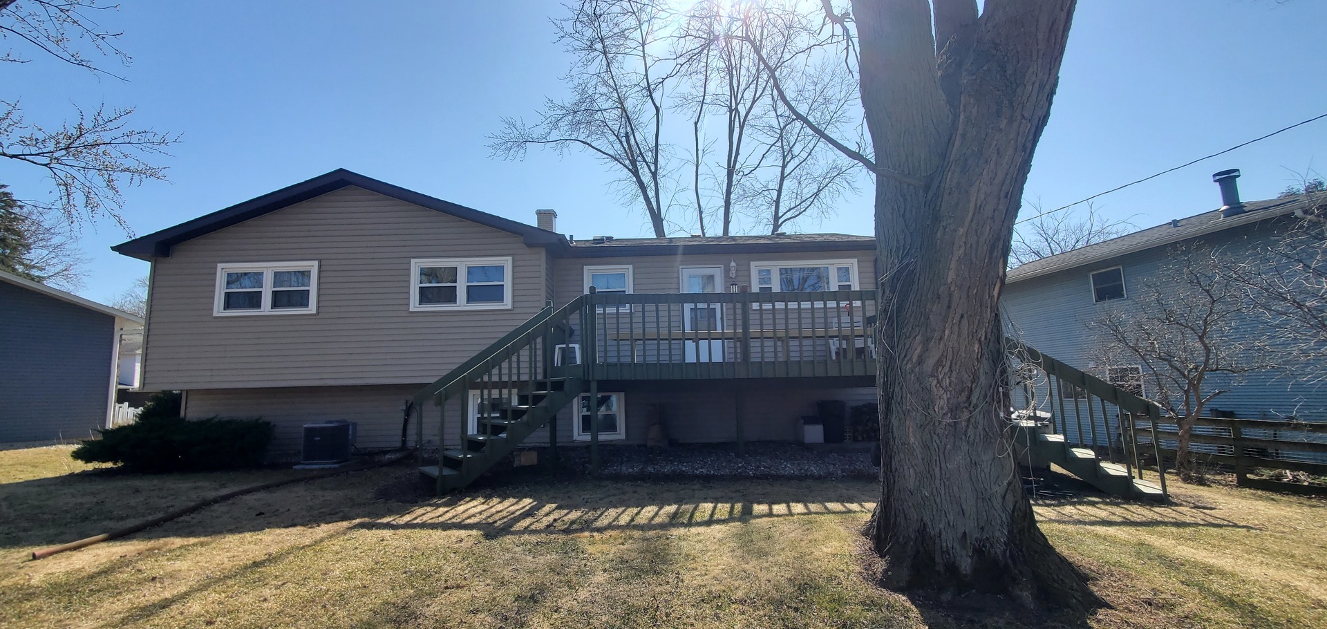 2916 Brentwood Court