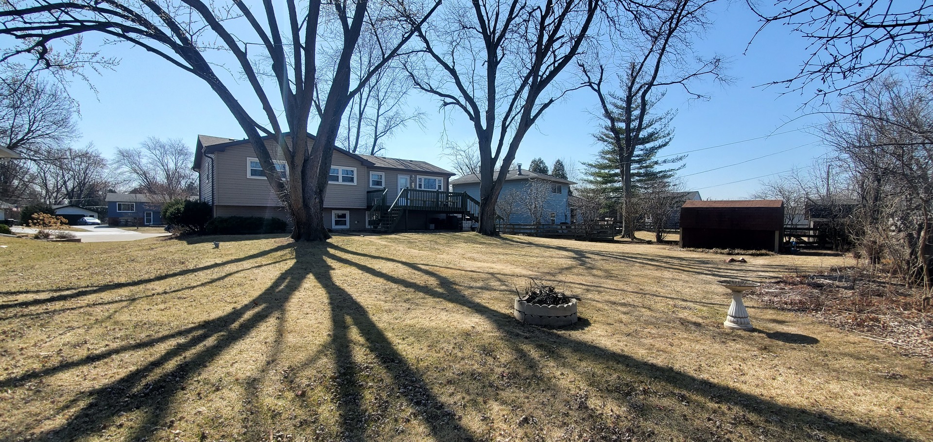 2916 Brentwood Court