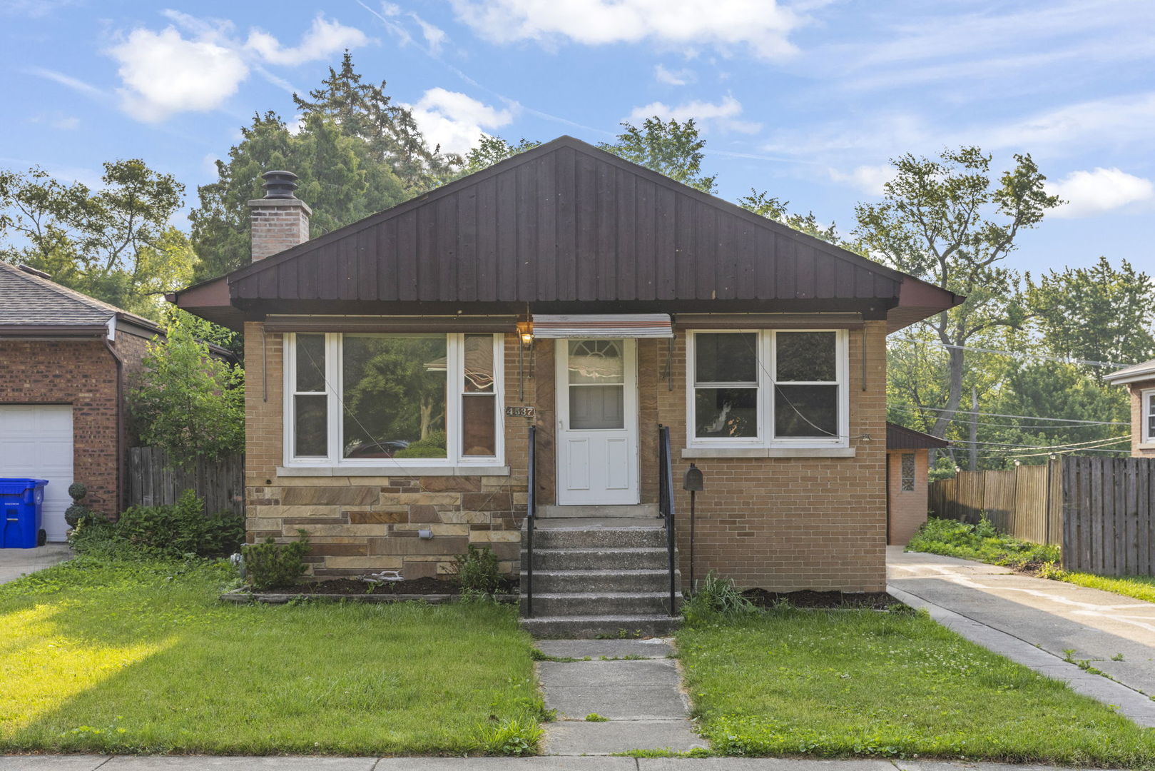 4537 Fishermans Terrace