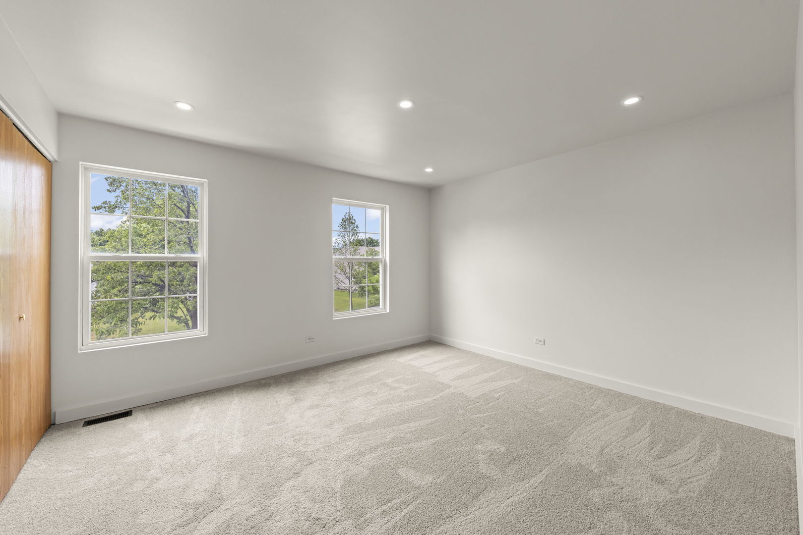 380 Gainsborough Drive