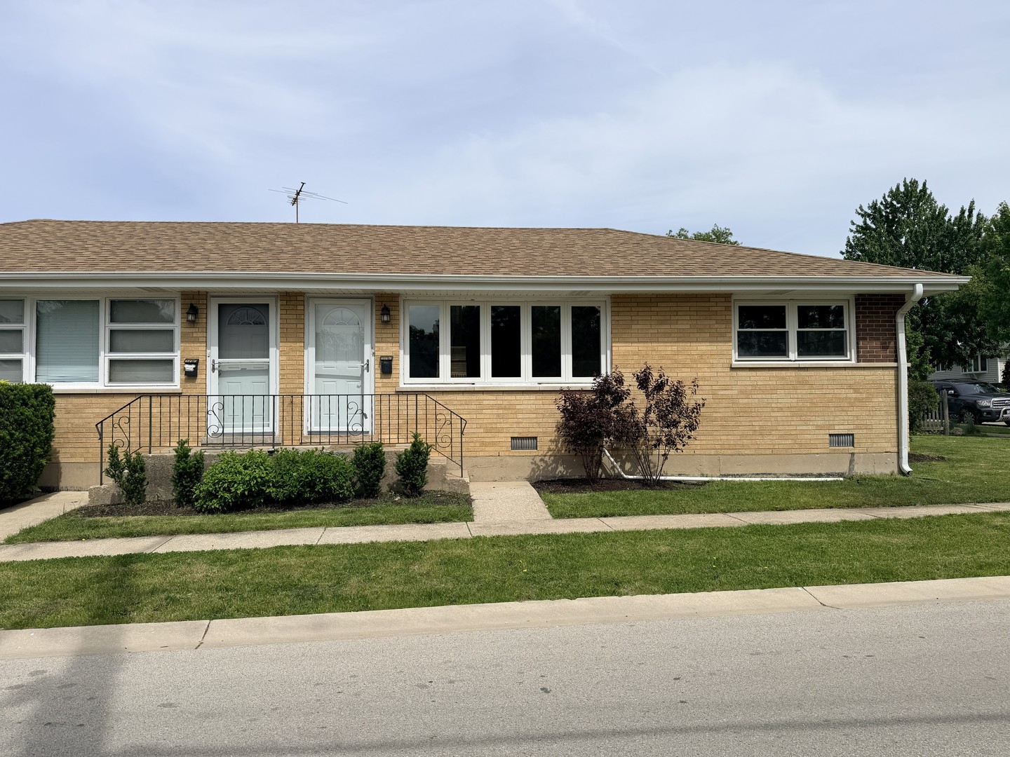 624 Prairie Avenue