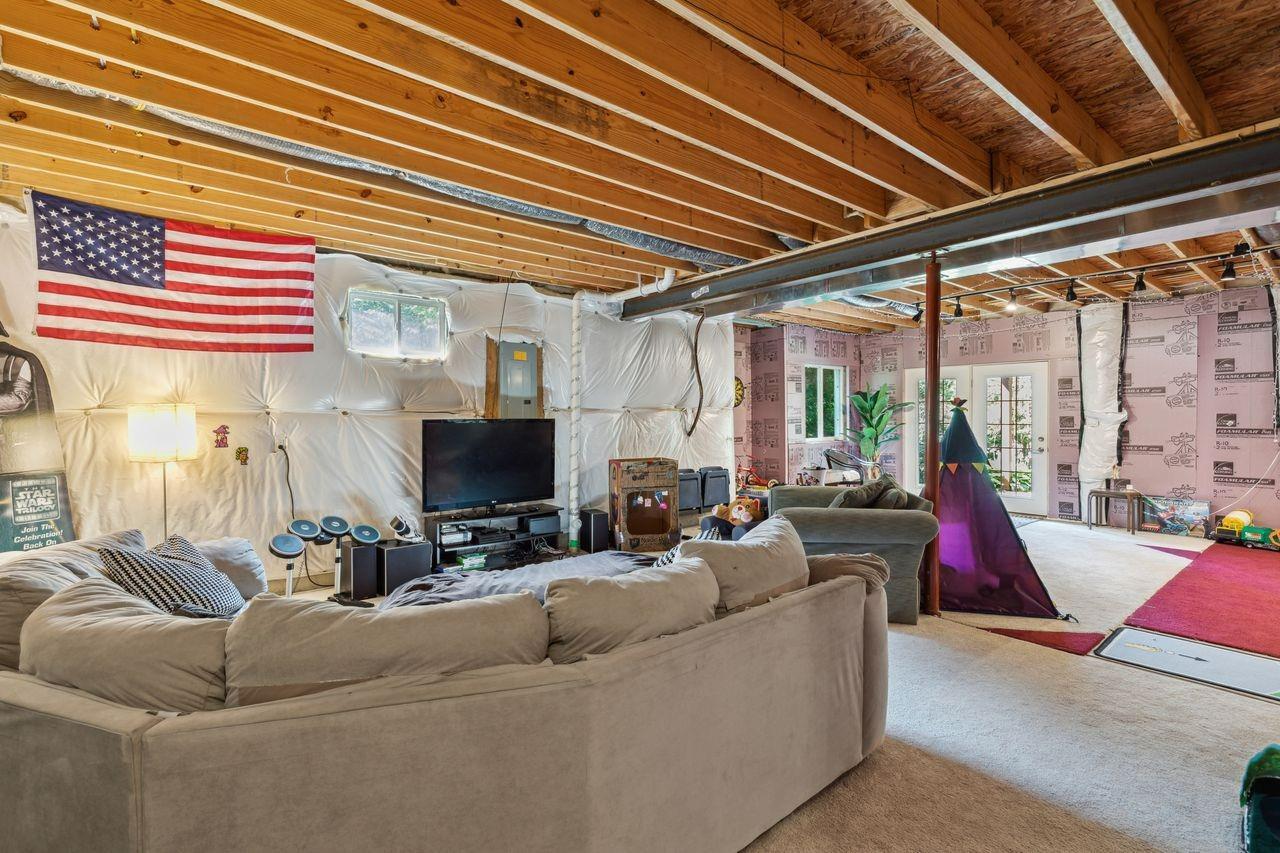 149 Olde Stone Court