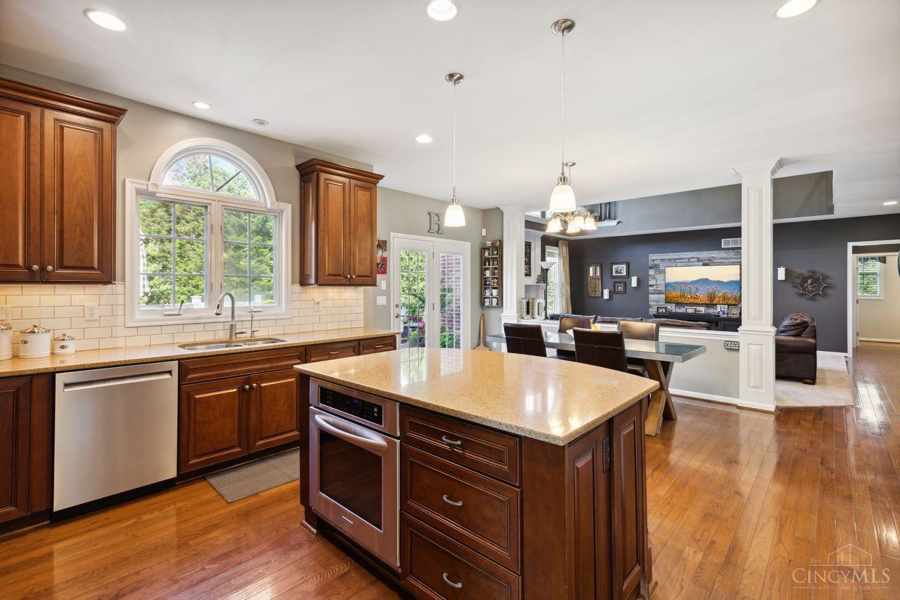 143 Olde Stone Court