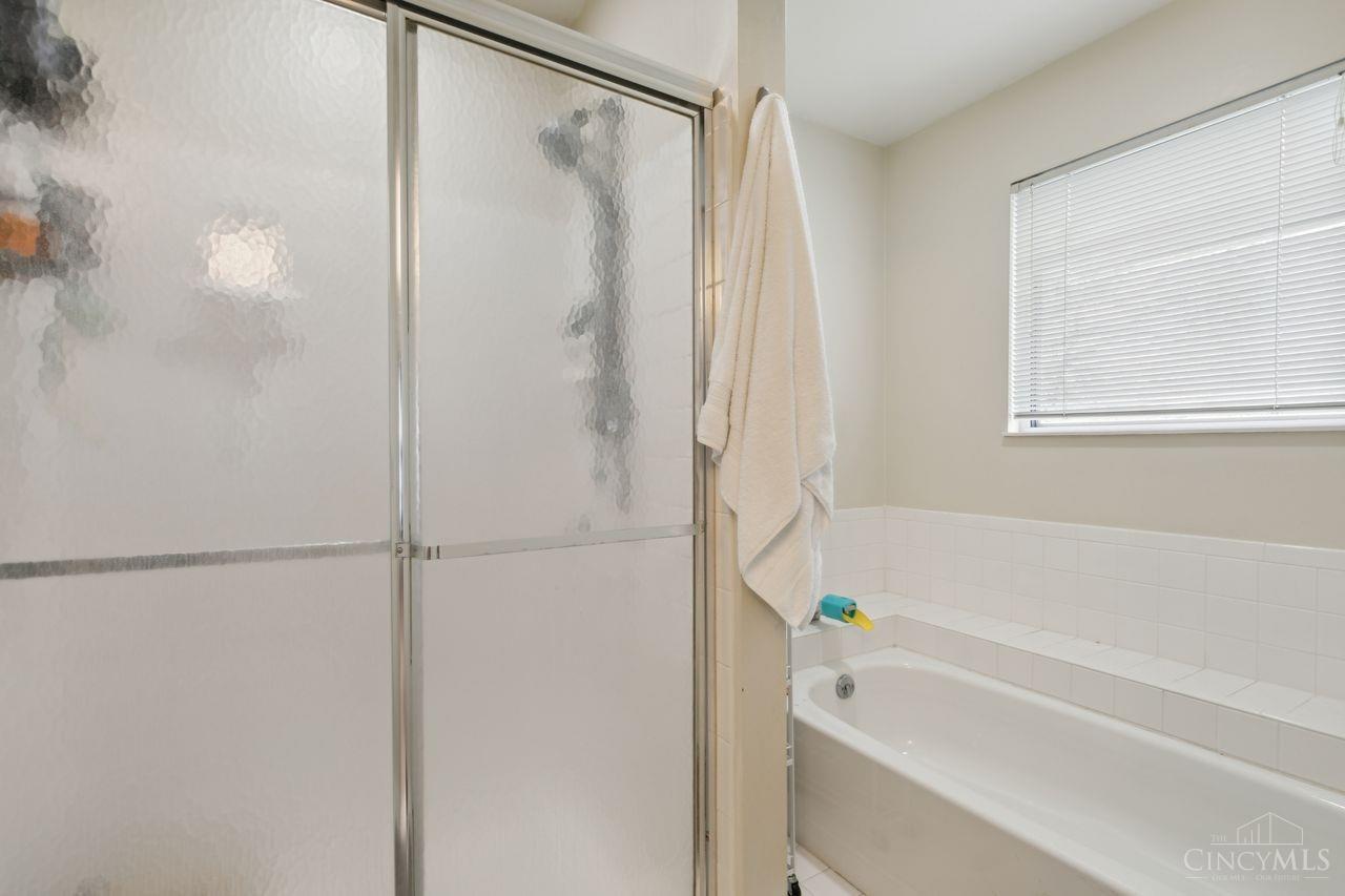 6423 Hummingbird Drive