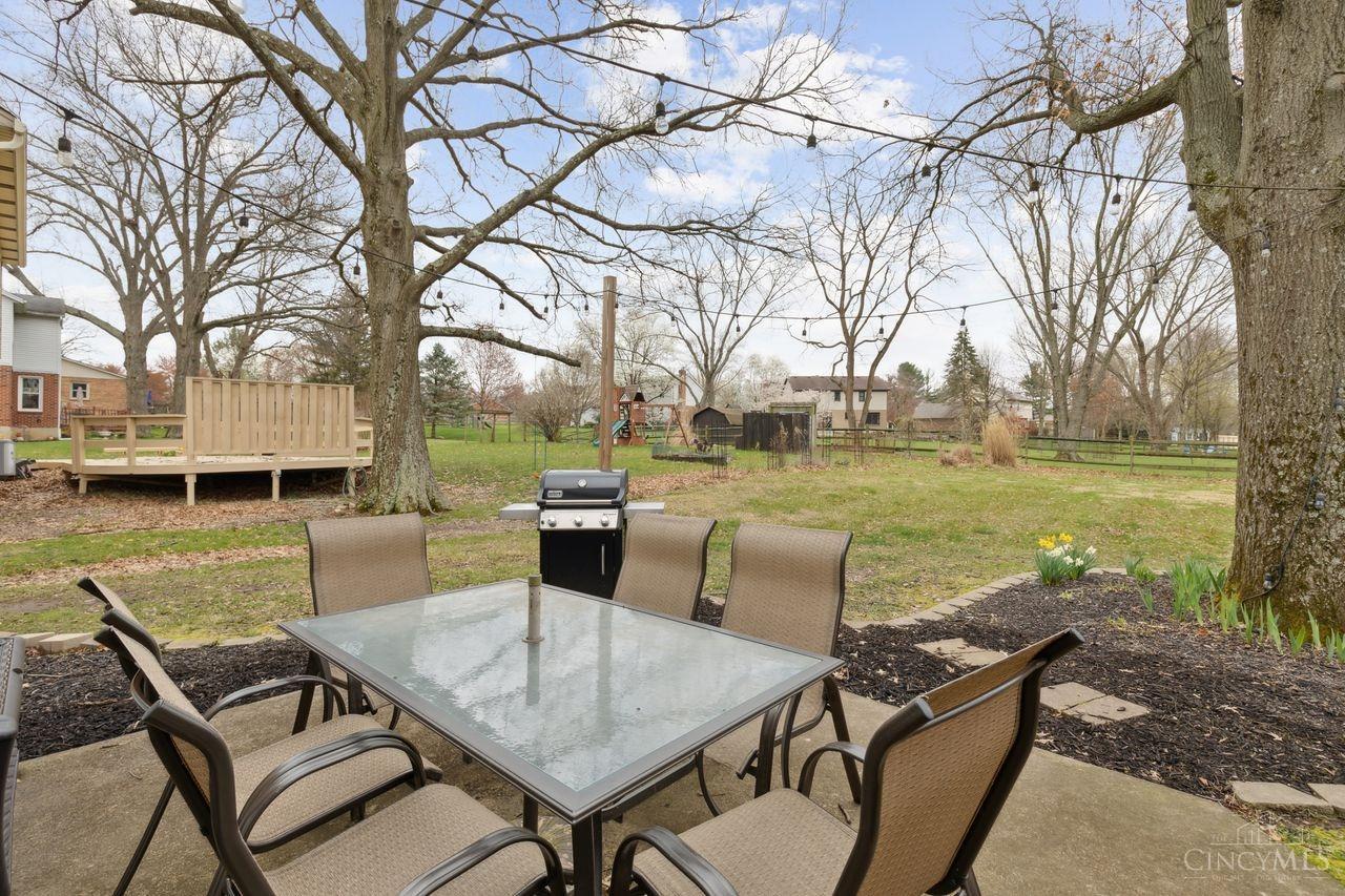6423 Hummingbird Drive