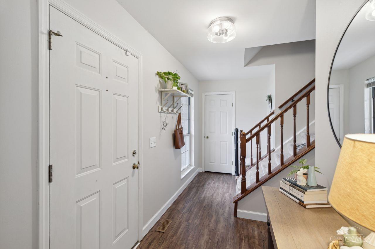 6423 Hummingbird Drive