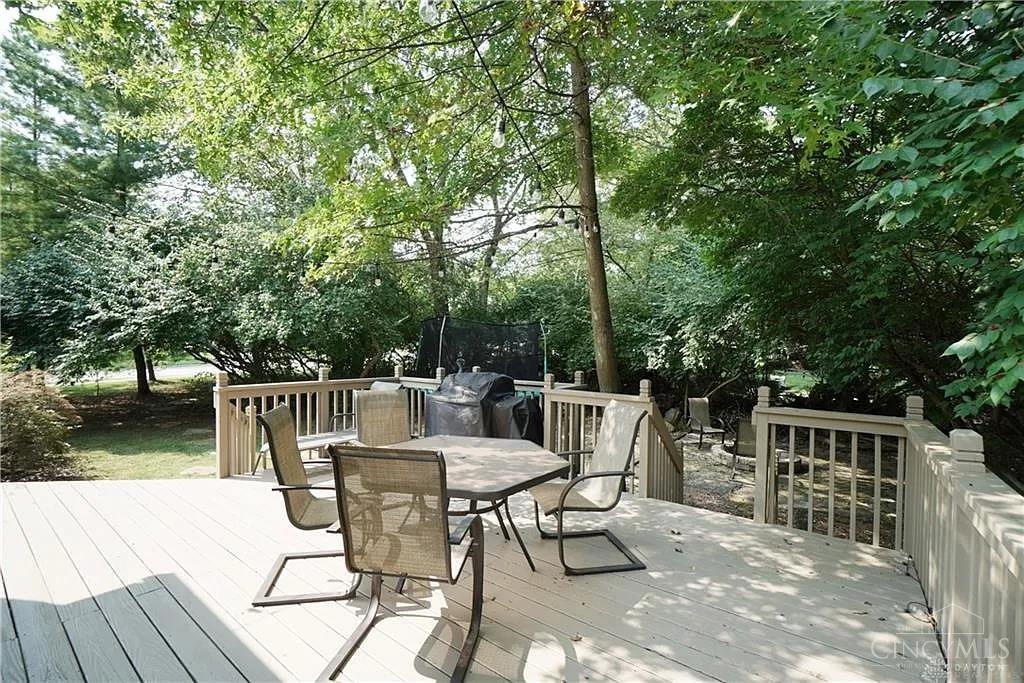 521 Cherry Hill Lane