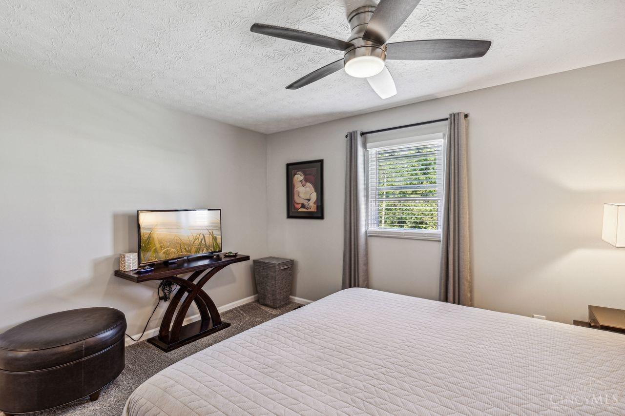 1112 Deerfield Road B