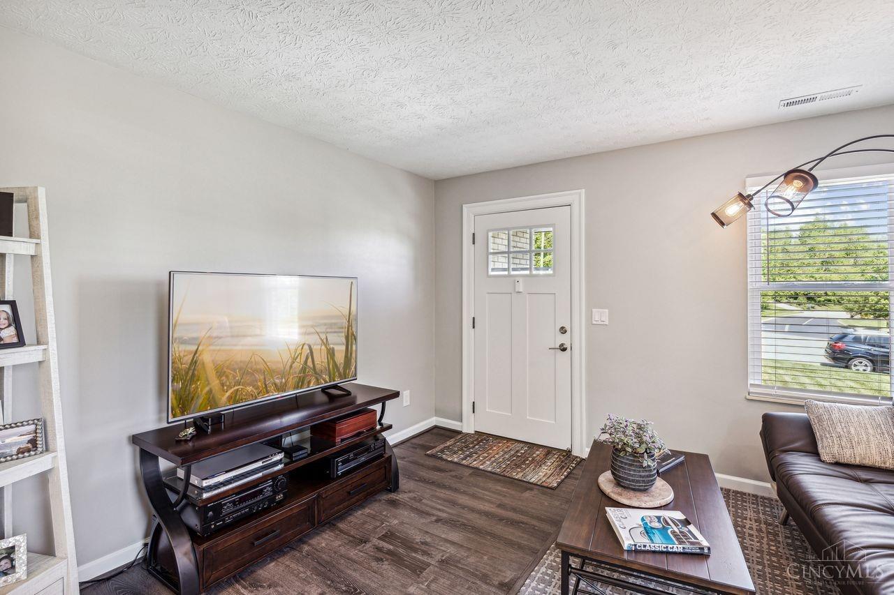 1112 Deerfield Road B