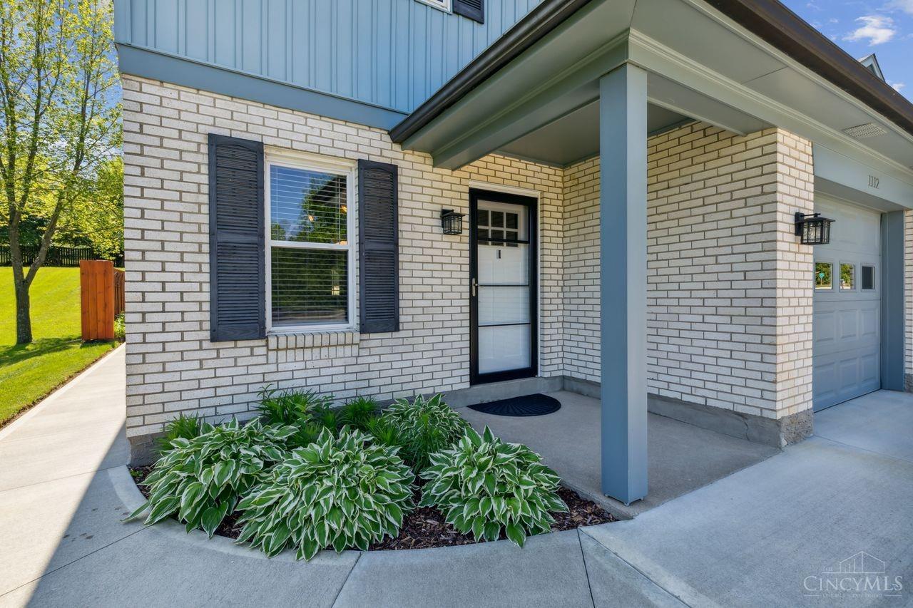 1112 Deerfield Road B