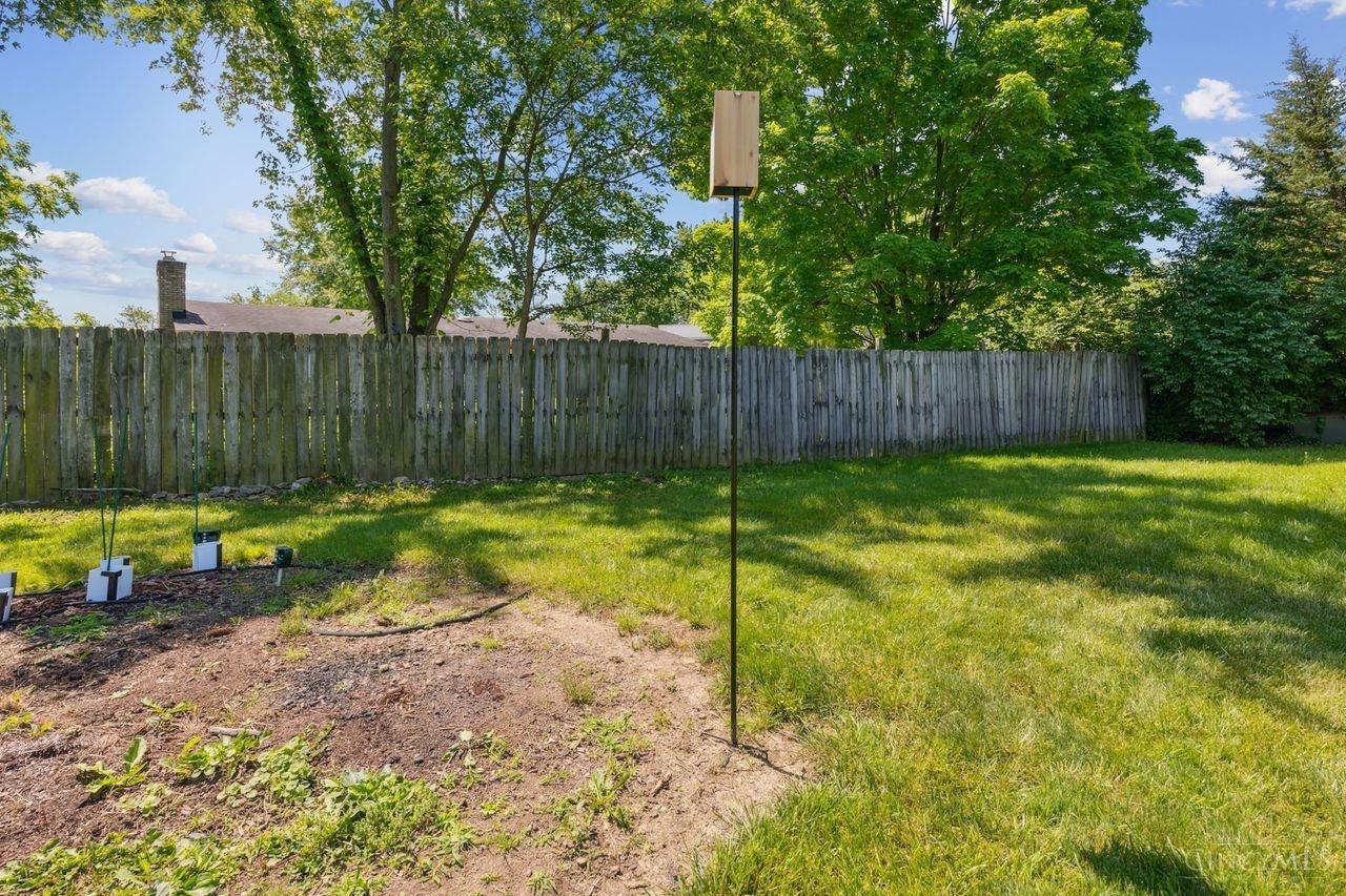 1112 Deerfield Road B