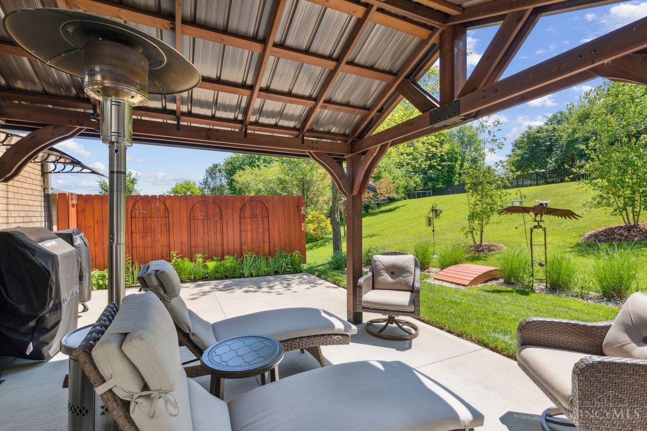 1112 Deerfield Road B