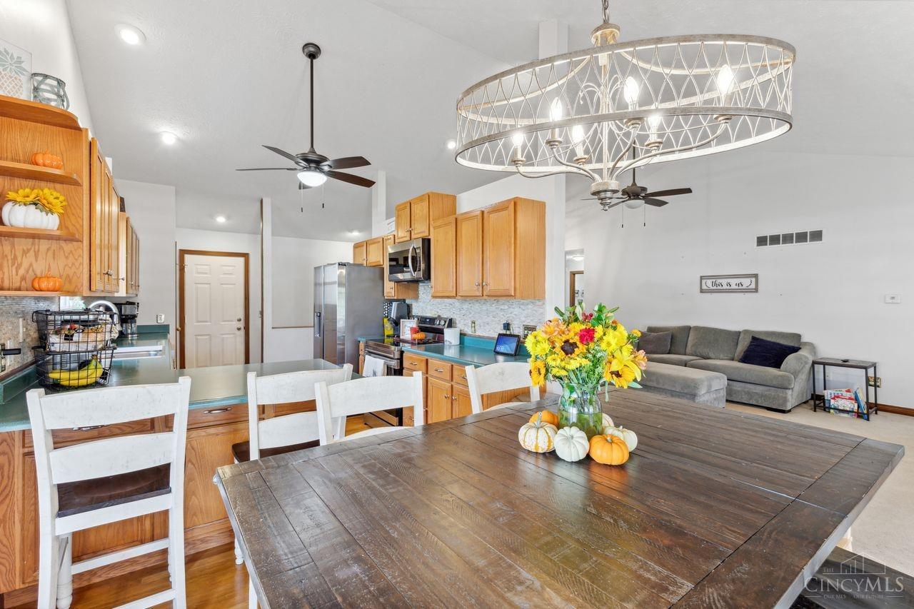 35 Green Knoll Drive