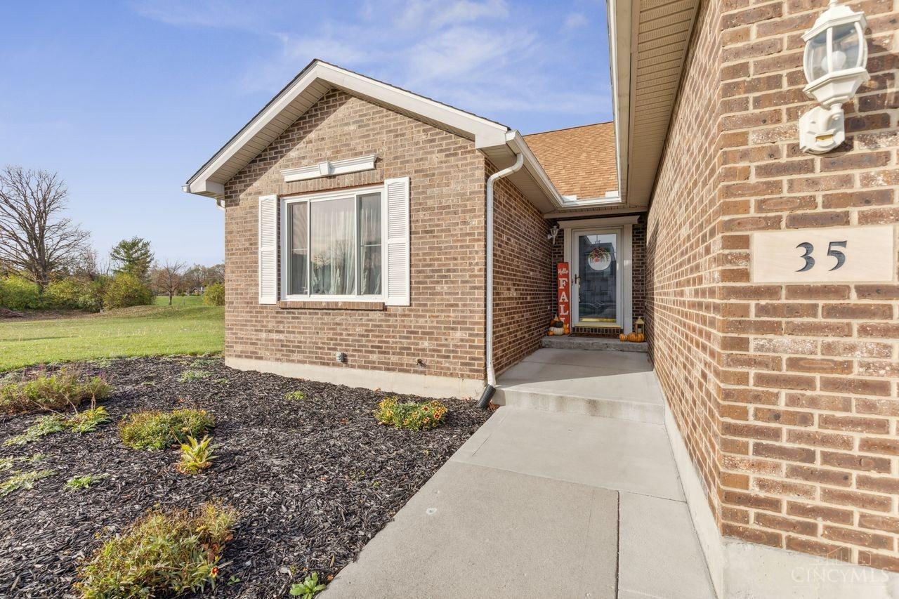 35 Green Knoll Drive