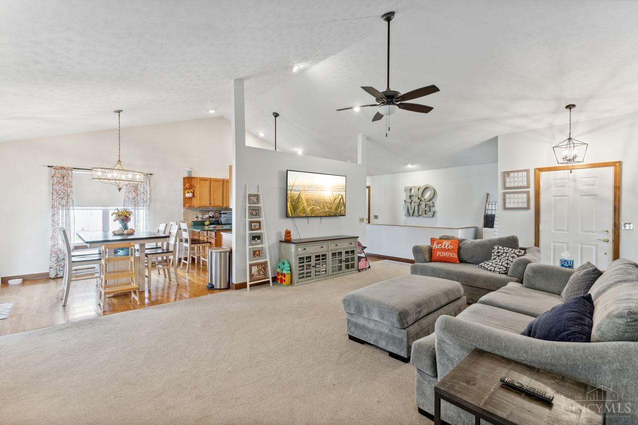 35 Green Knoll Drive