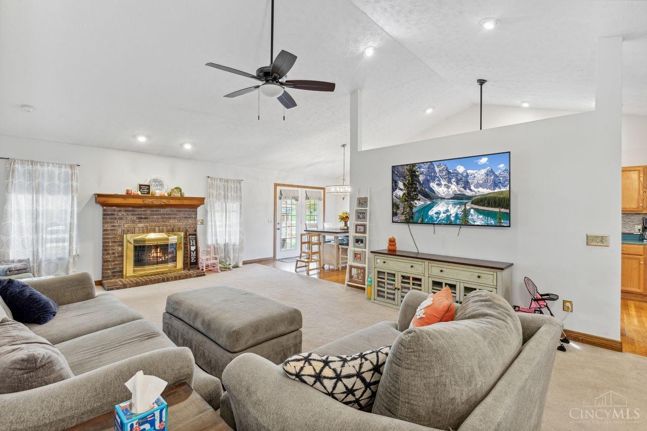 35 Green Knoll Drive