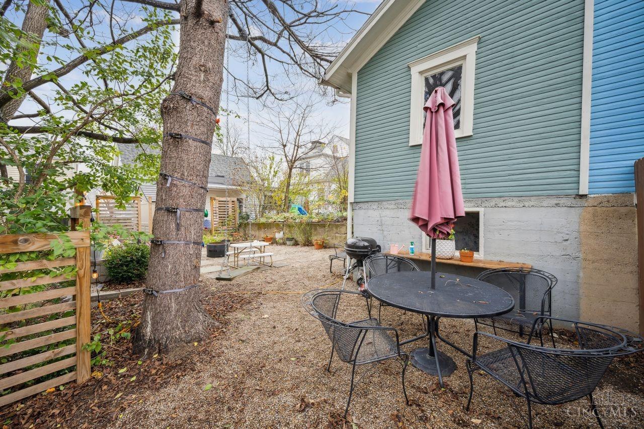 305 E Mulberry Street