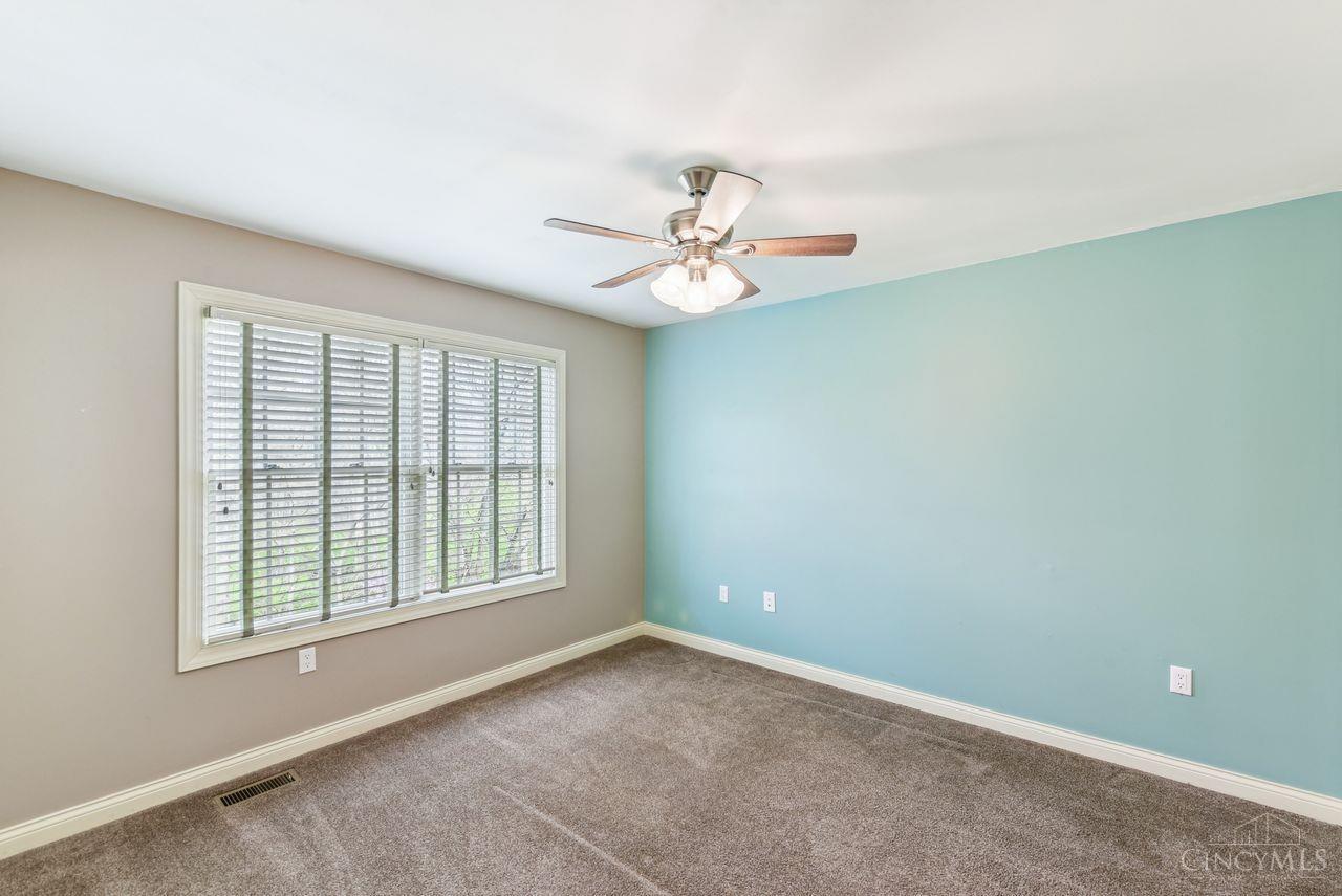 9950 Thoroughbred Lane