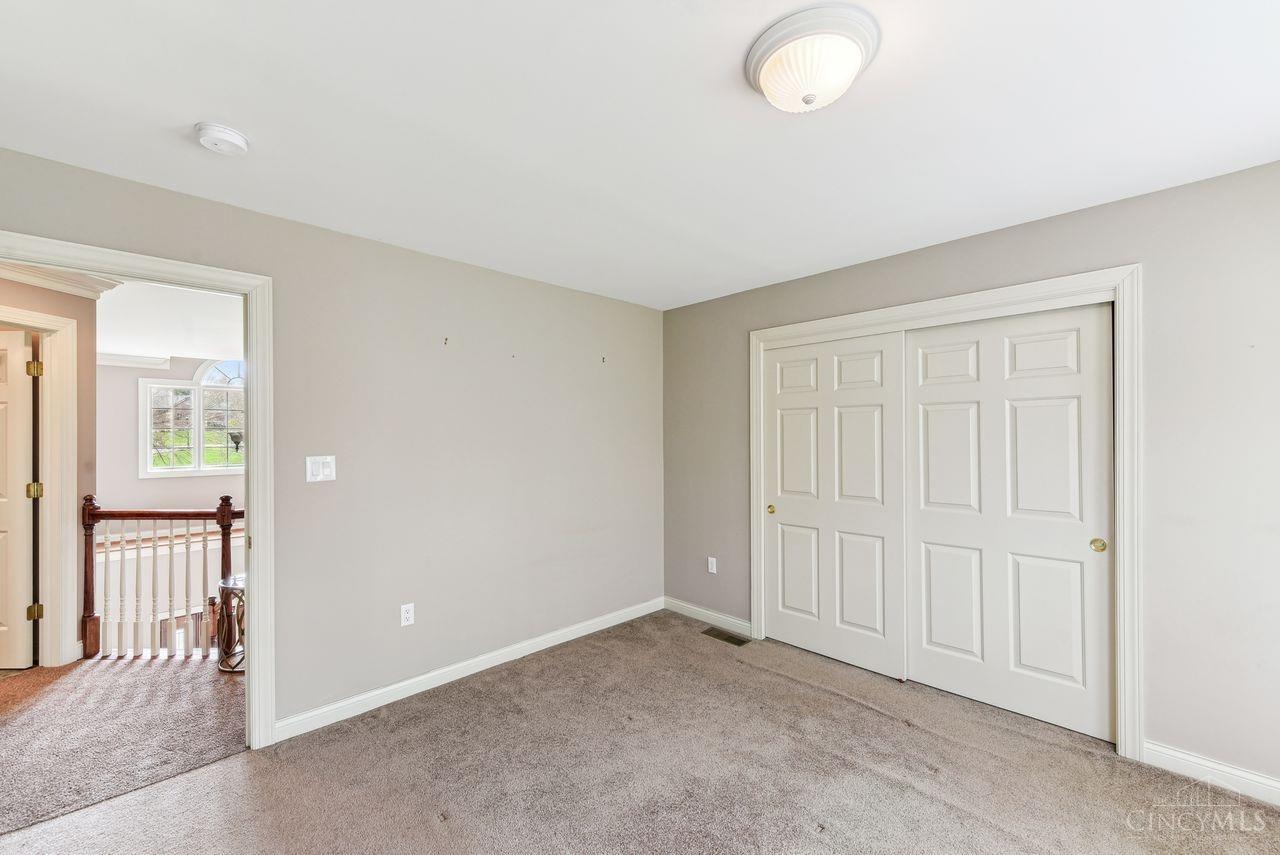 9950 Thoroughbred Lane