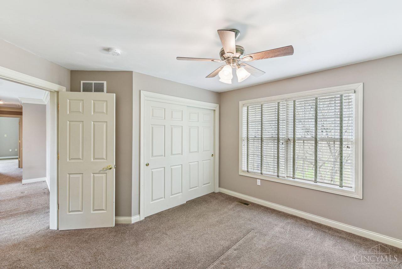 9950 Thoroughbred Lane