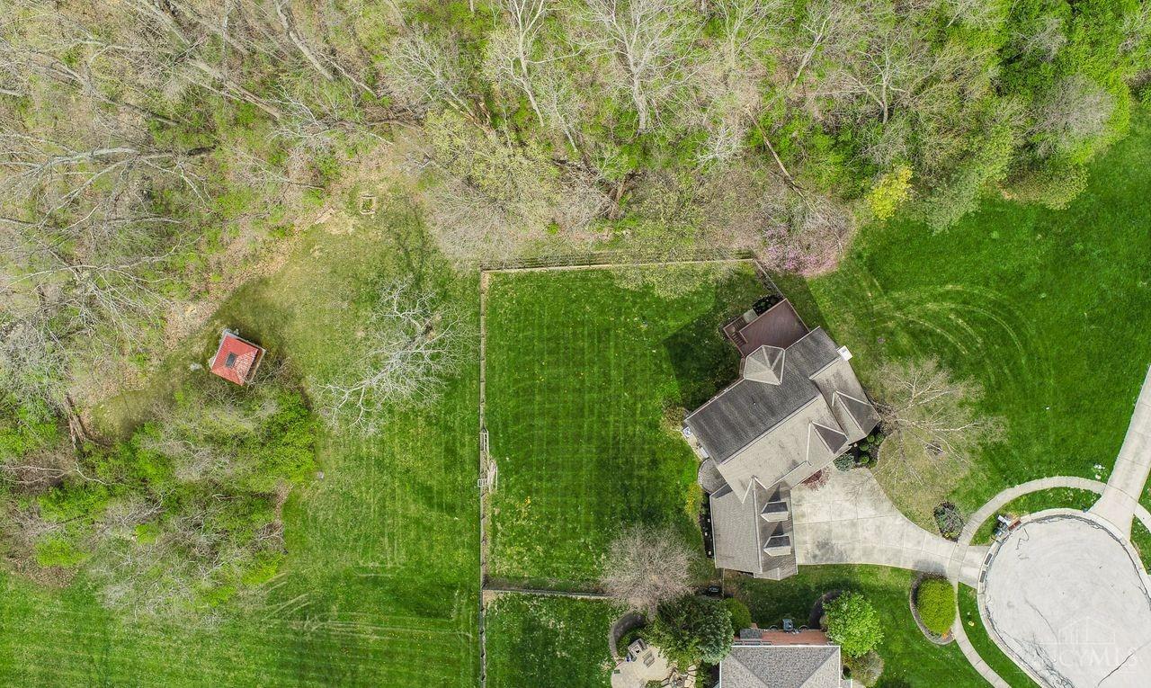 9950 Thoroughbred Lane