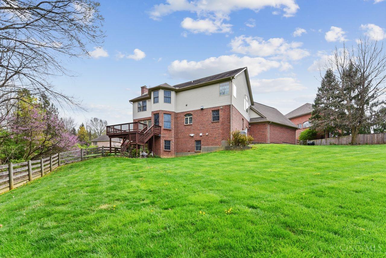 9950 Thoroughbred Lane