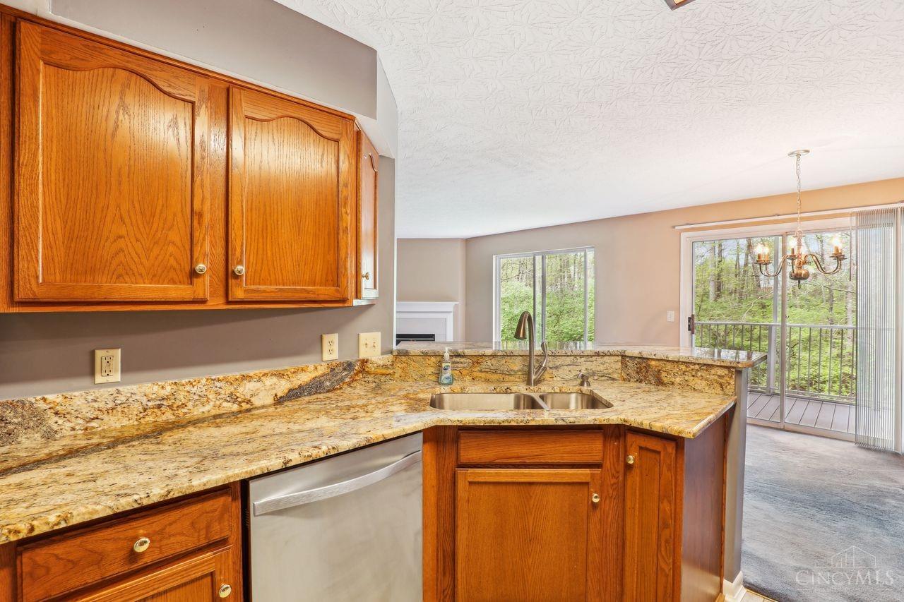 4511 North Shore Drive 202