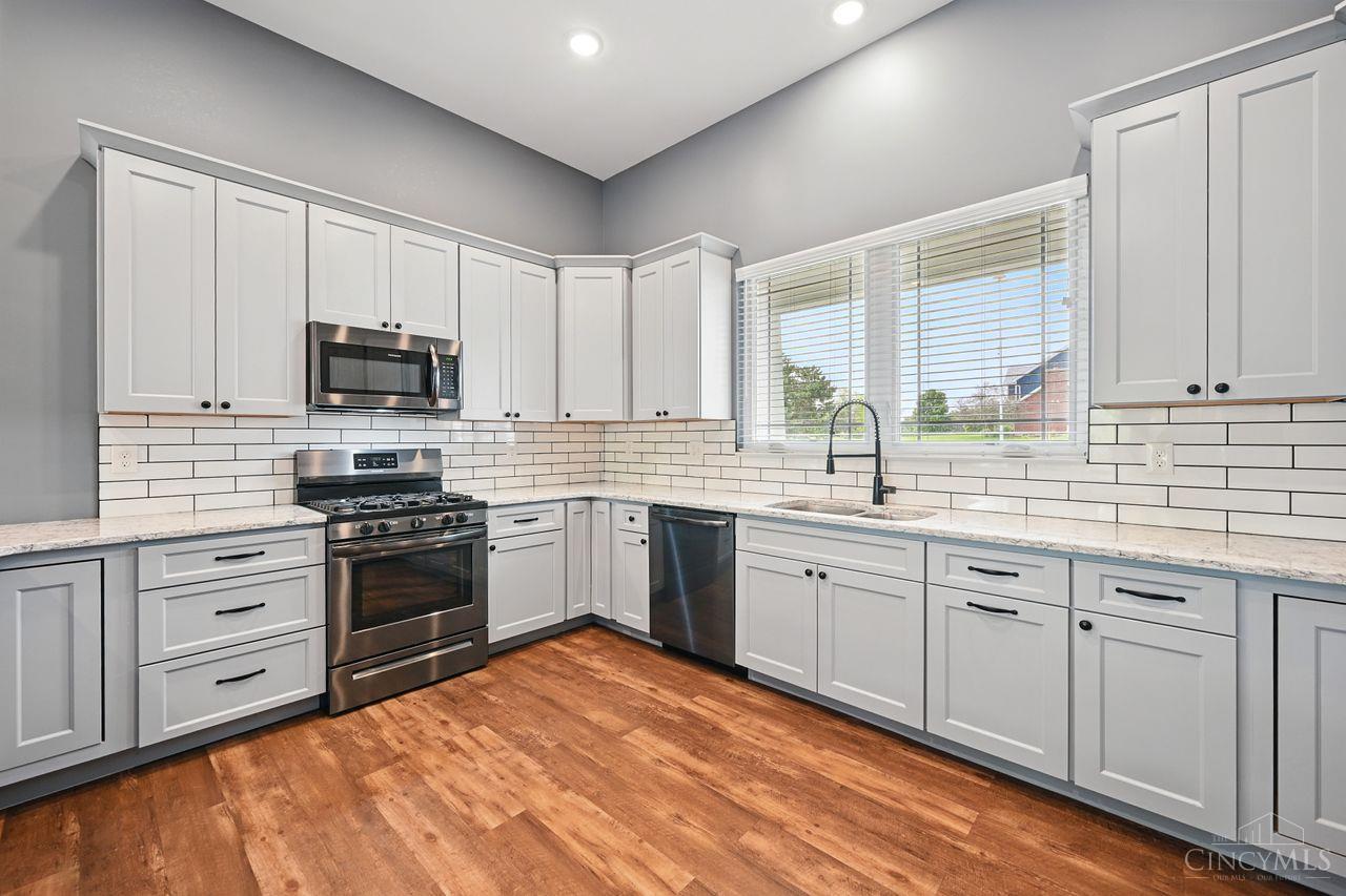 1584 Heritage Run Drive