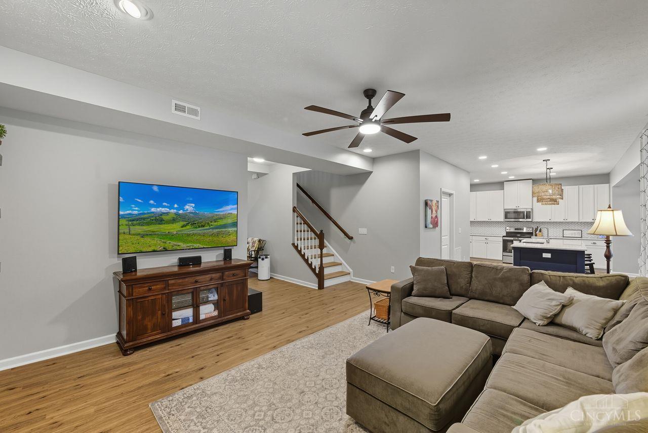 1899 Meadowsweet Drive